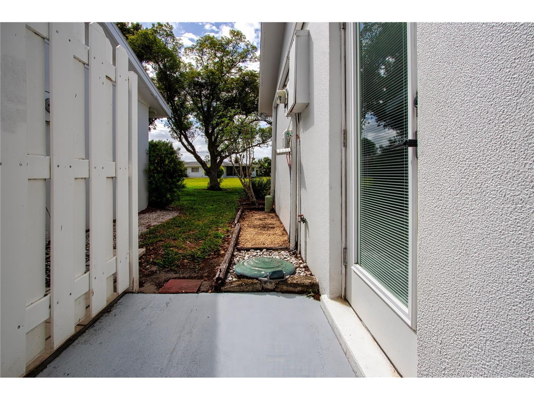 3252 Westford Lane #122 Sarasota FL 34231 A4688937 image56