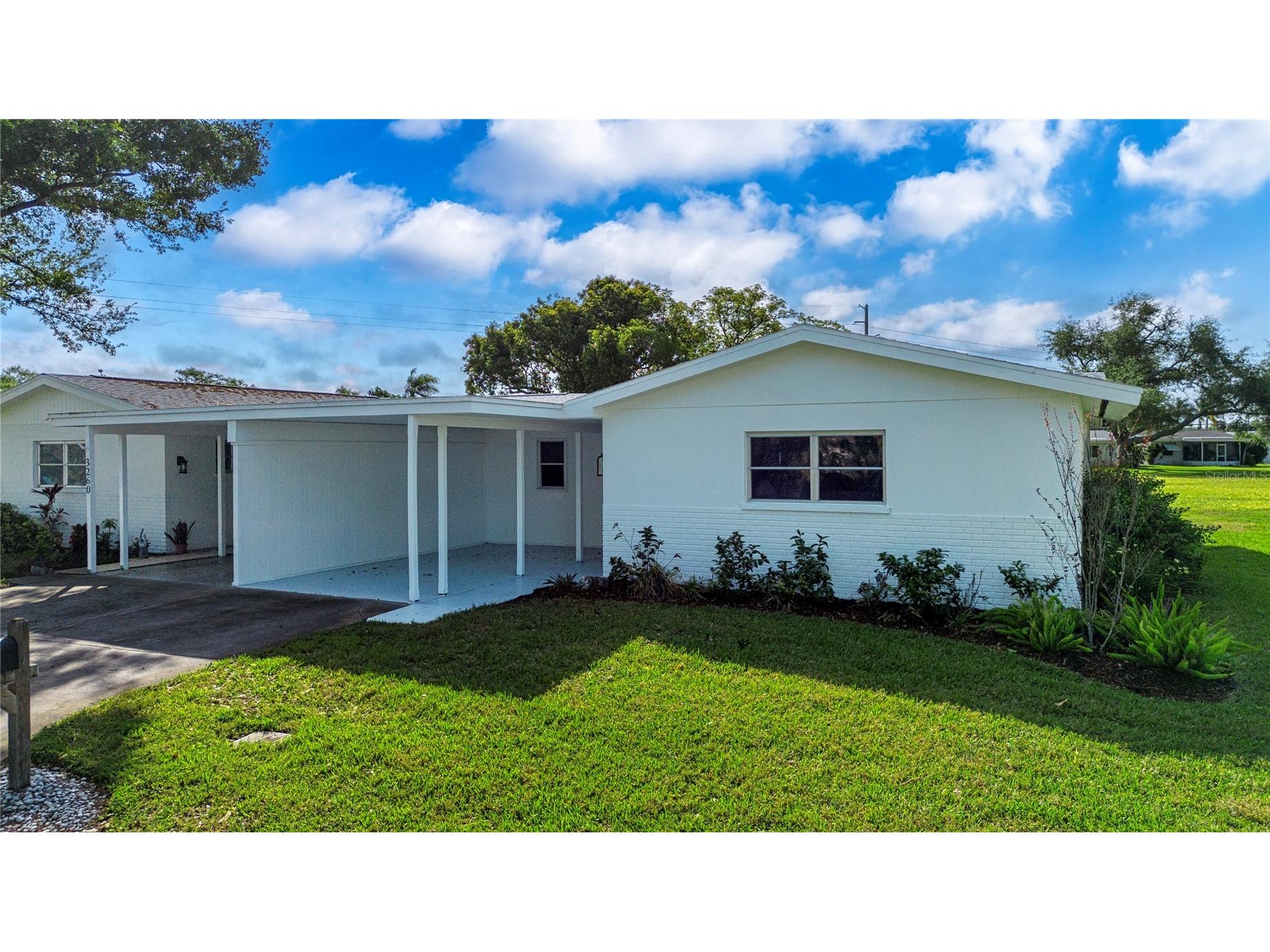 3252 Westford Lane #122 Sarasota FL 34231 A4688937 image62
