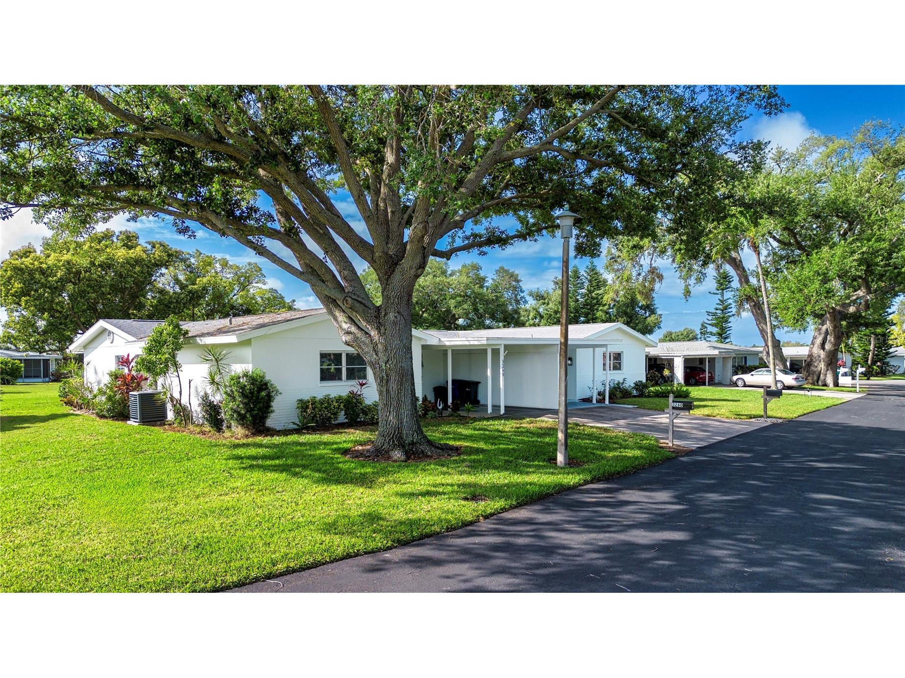 3252 Westford Lane #122 Sarasota FL 34231 A4688937 image63