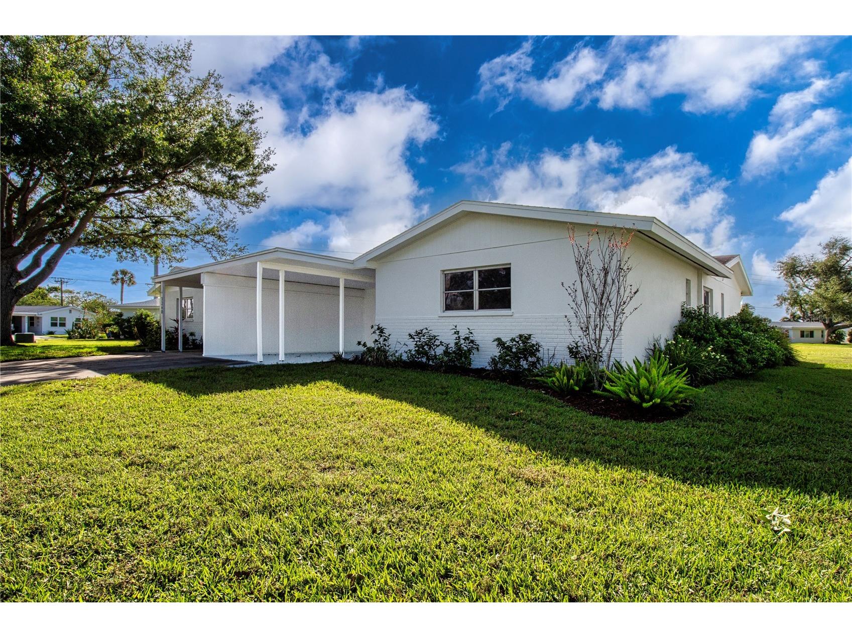 3252 Westford Lane #122 Sarasota FL 34231 A4688937 image69