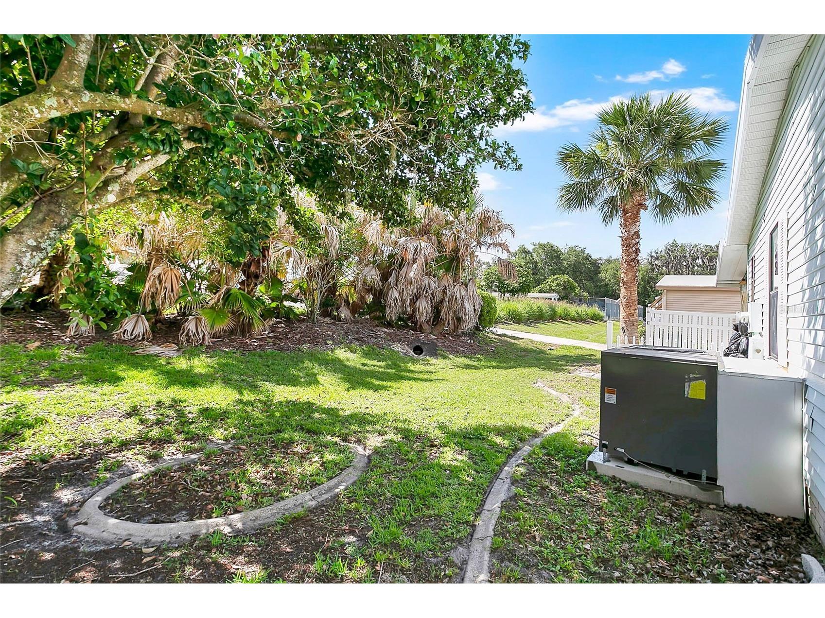 32520 W Golf Court Leesburg FL 34748 G5112425 image31
