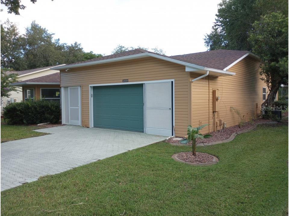 32525 Oak Park Drive Leesburg FL 34748 O6199095 image2