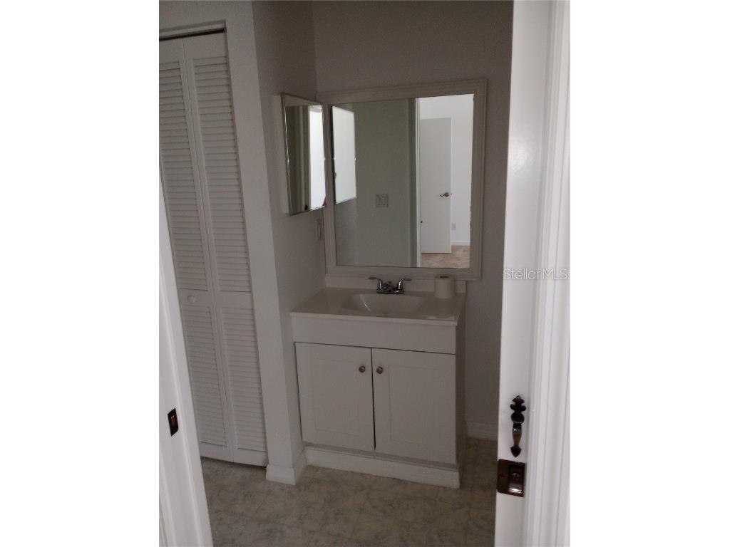 32525 Oak Park Drive Leesburg FL 34748 O6199095 image25