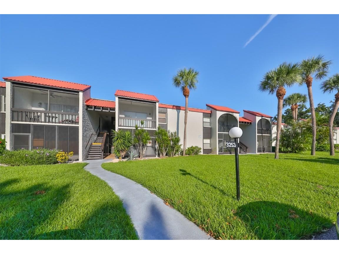 3253 Beneva Road #203 Sarasota FL 34232 A4620366 image1