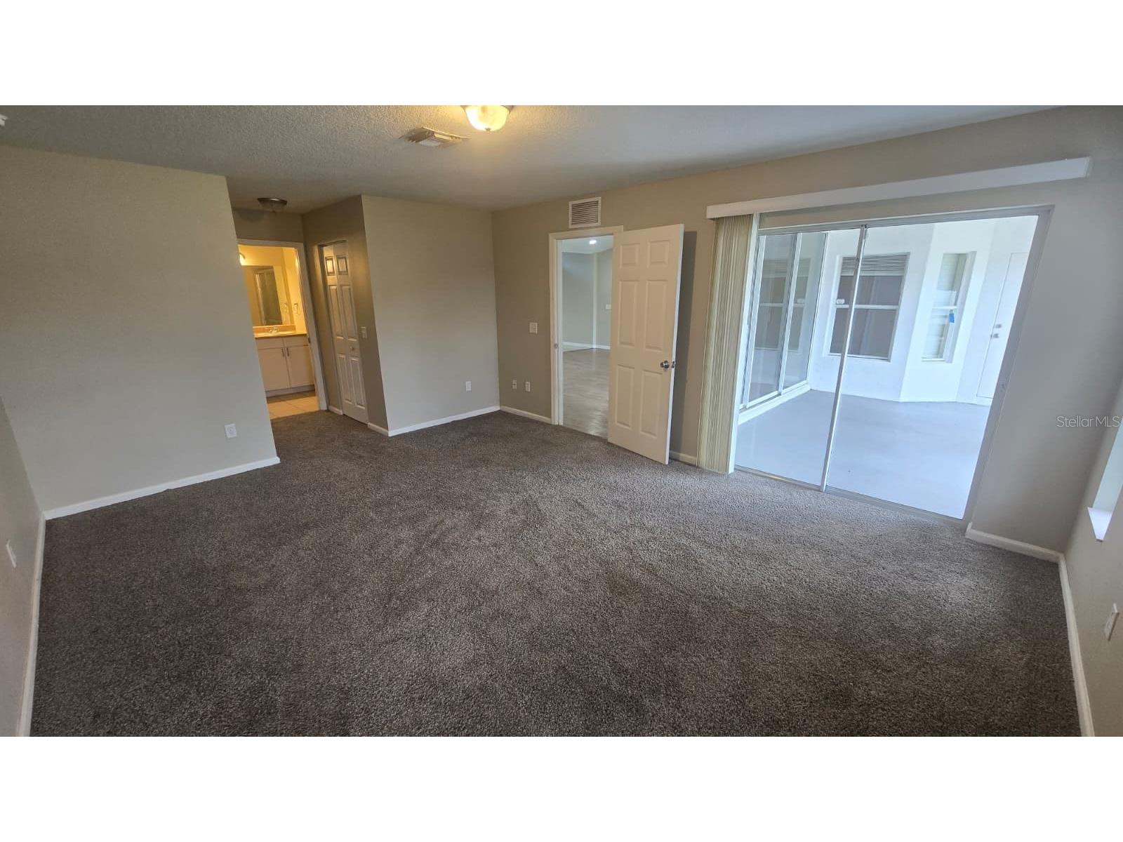 3253 Gilbert Street North Port FL 34288 TB8515349 image4