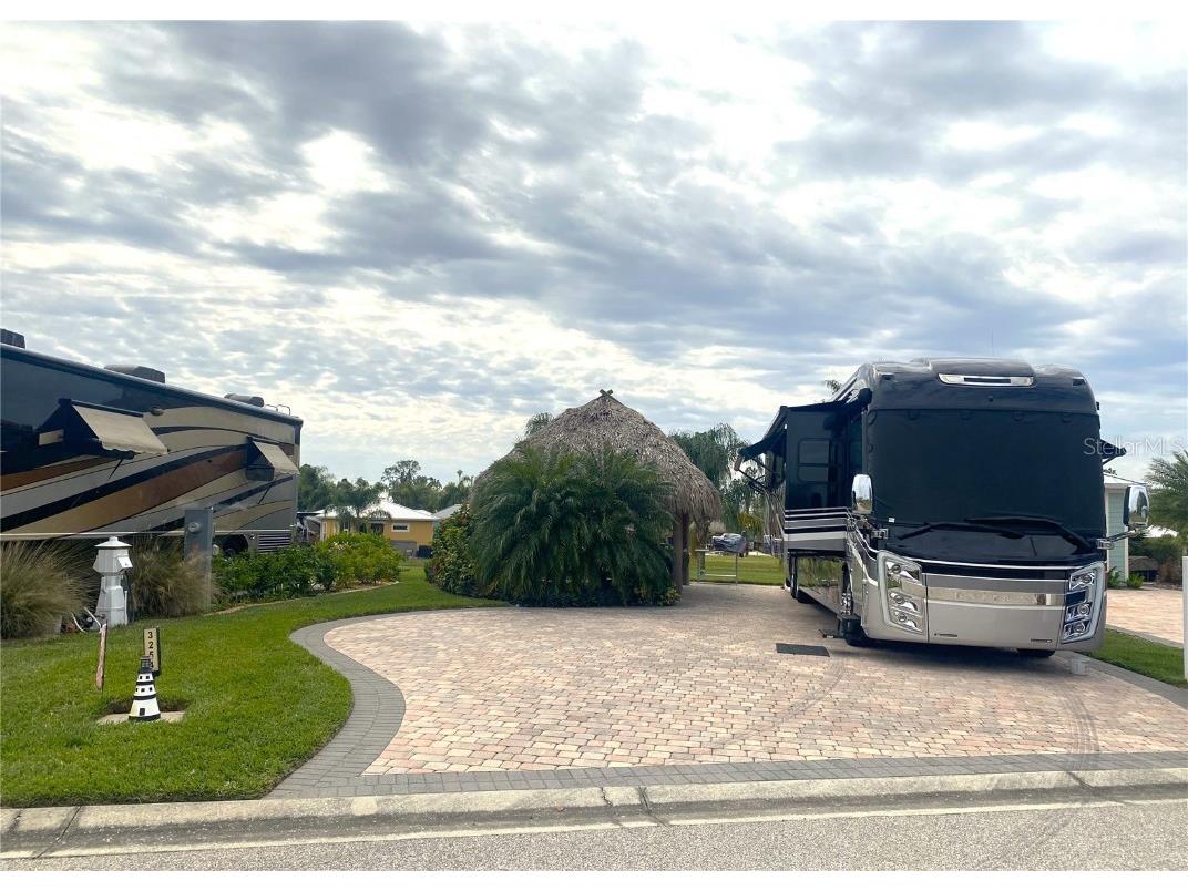 3254 Red Tail Hawk Drive Polk City FL 33868 T3504605 image8