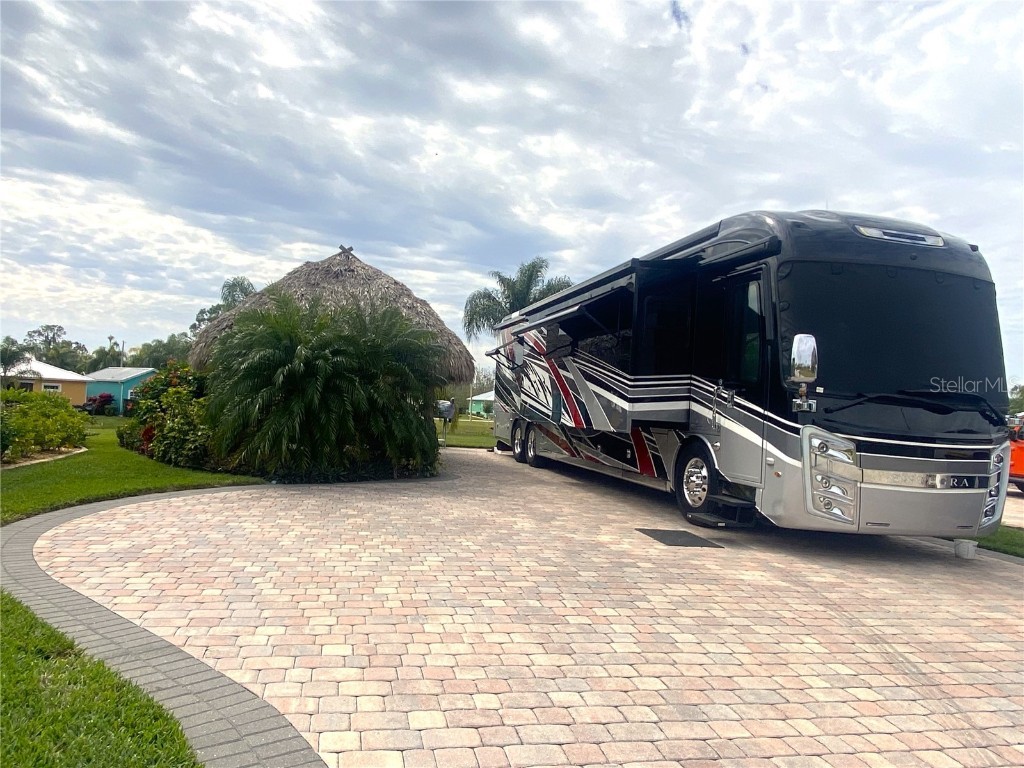 3254 Red Tail Hawk Drive Polk City FL 33868 T3504605 image9