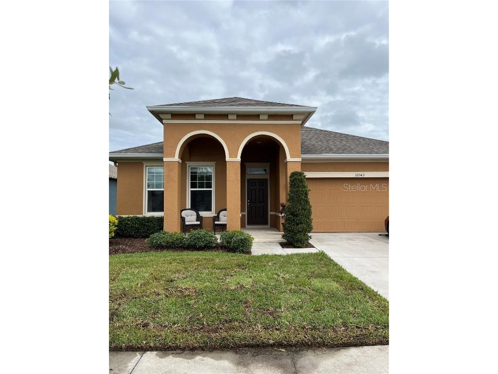 32543 Harmony Oaks Drive Wesley Chapel FL 33545 T3449897 image1
