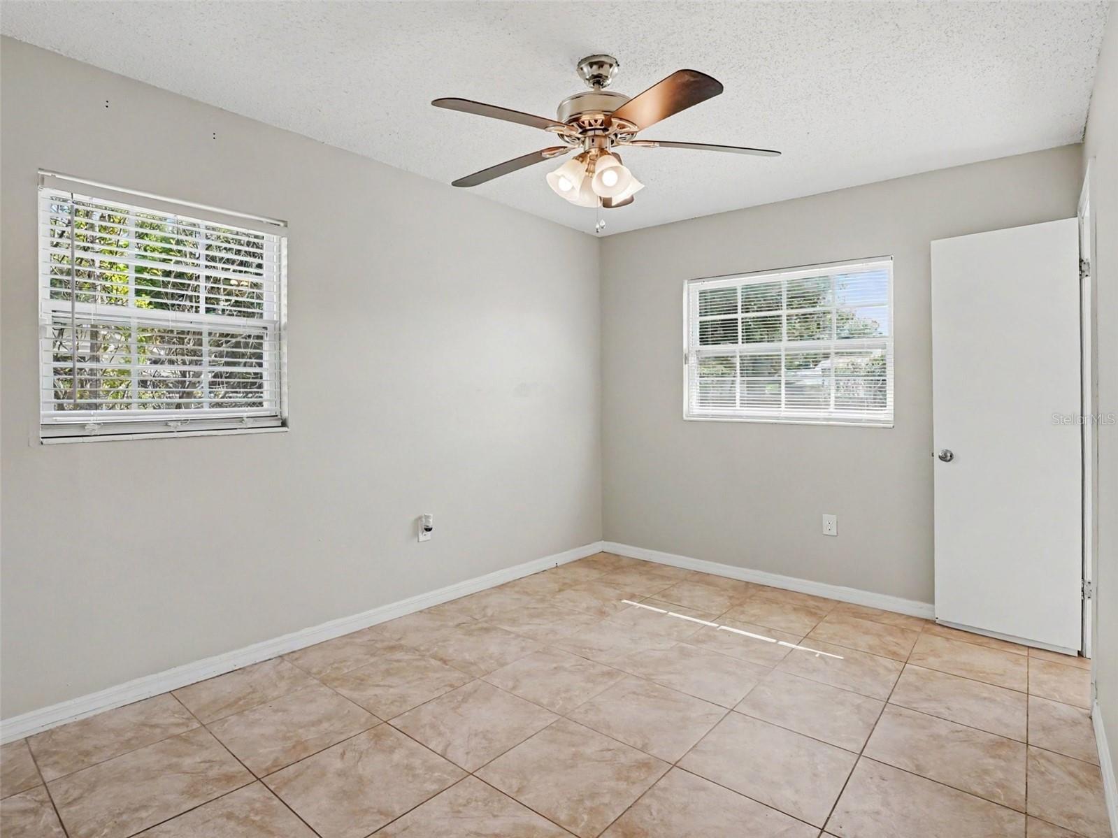 3255 Kelvington Drive Orlando FL 32810 O6417658 image10