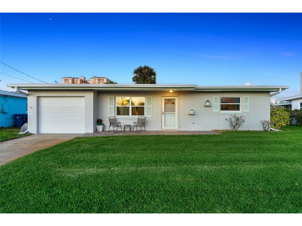 3255 La Paloma Avenue Daytona Beach FL 32118 V4940507 image1