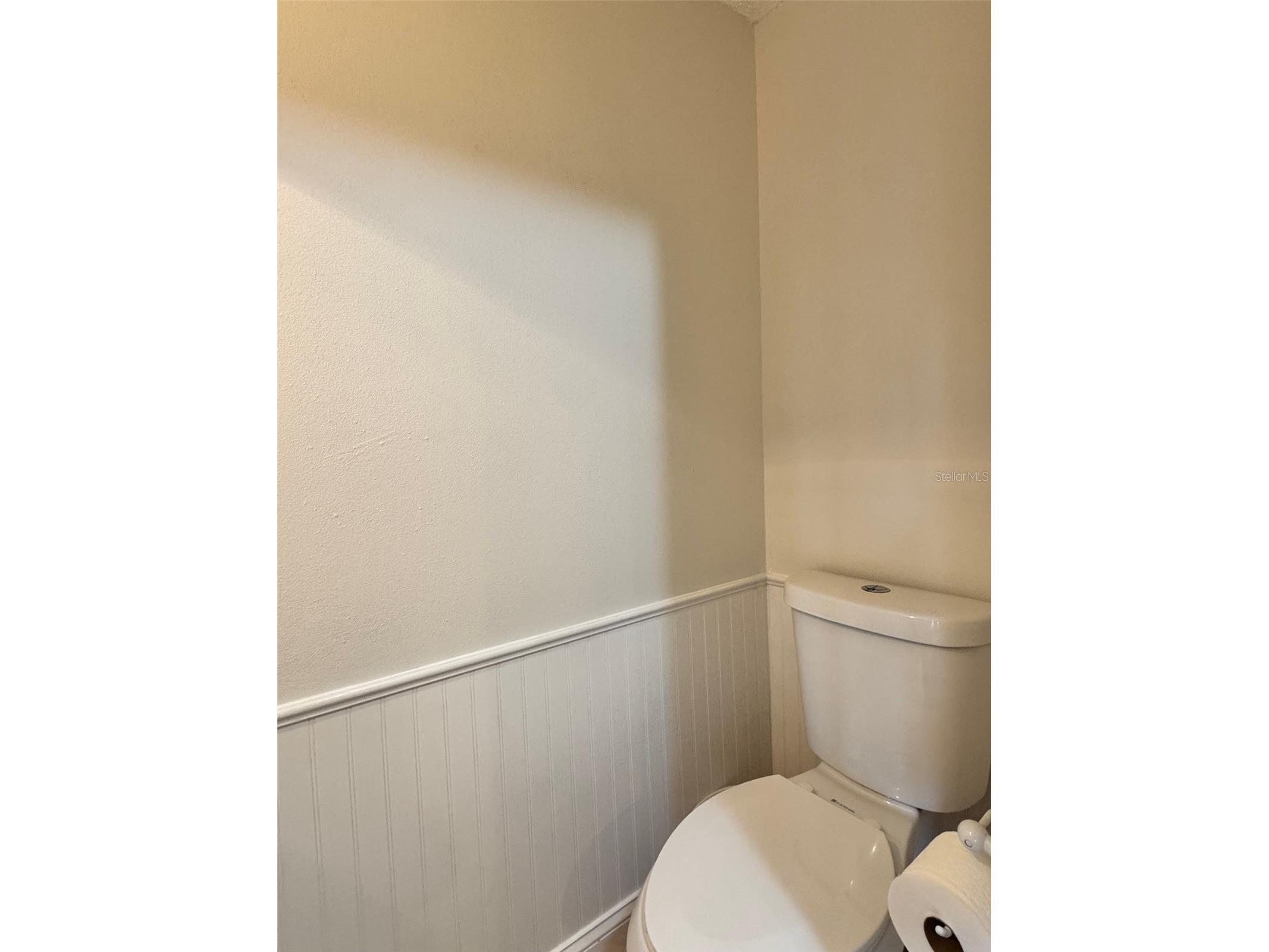 3255 Ramblewood Place Sarasota FL 34237 A4690822 image7
