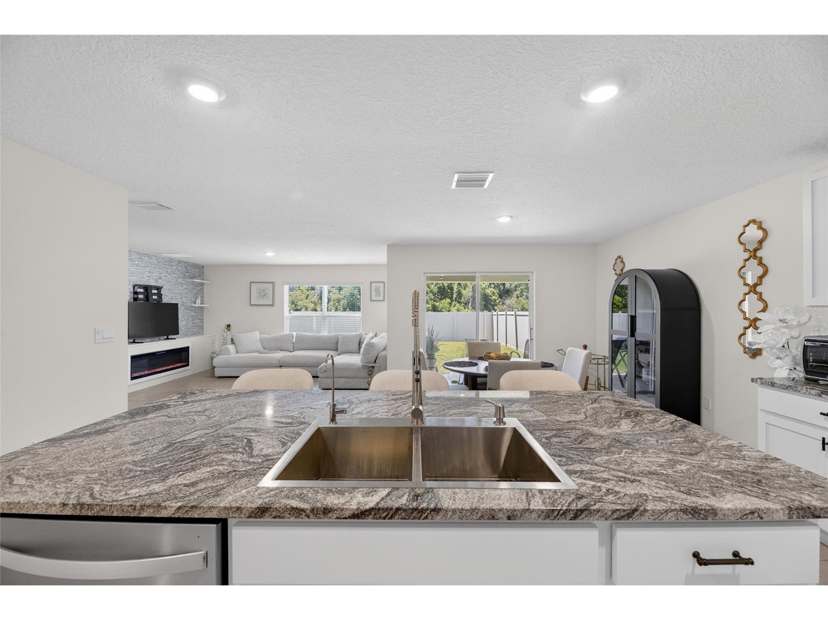3255 Silver Date Drive Wimauma FL 33598 TB8498826 image35