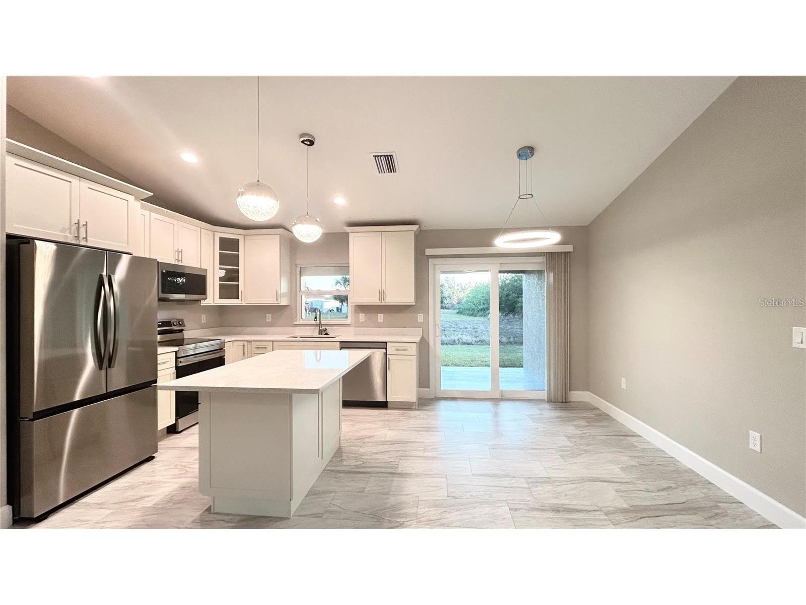 3255 Thurston Avenue North Port FL 34288 C7526782 image11