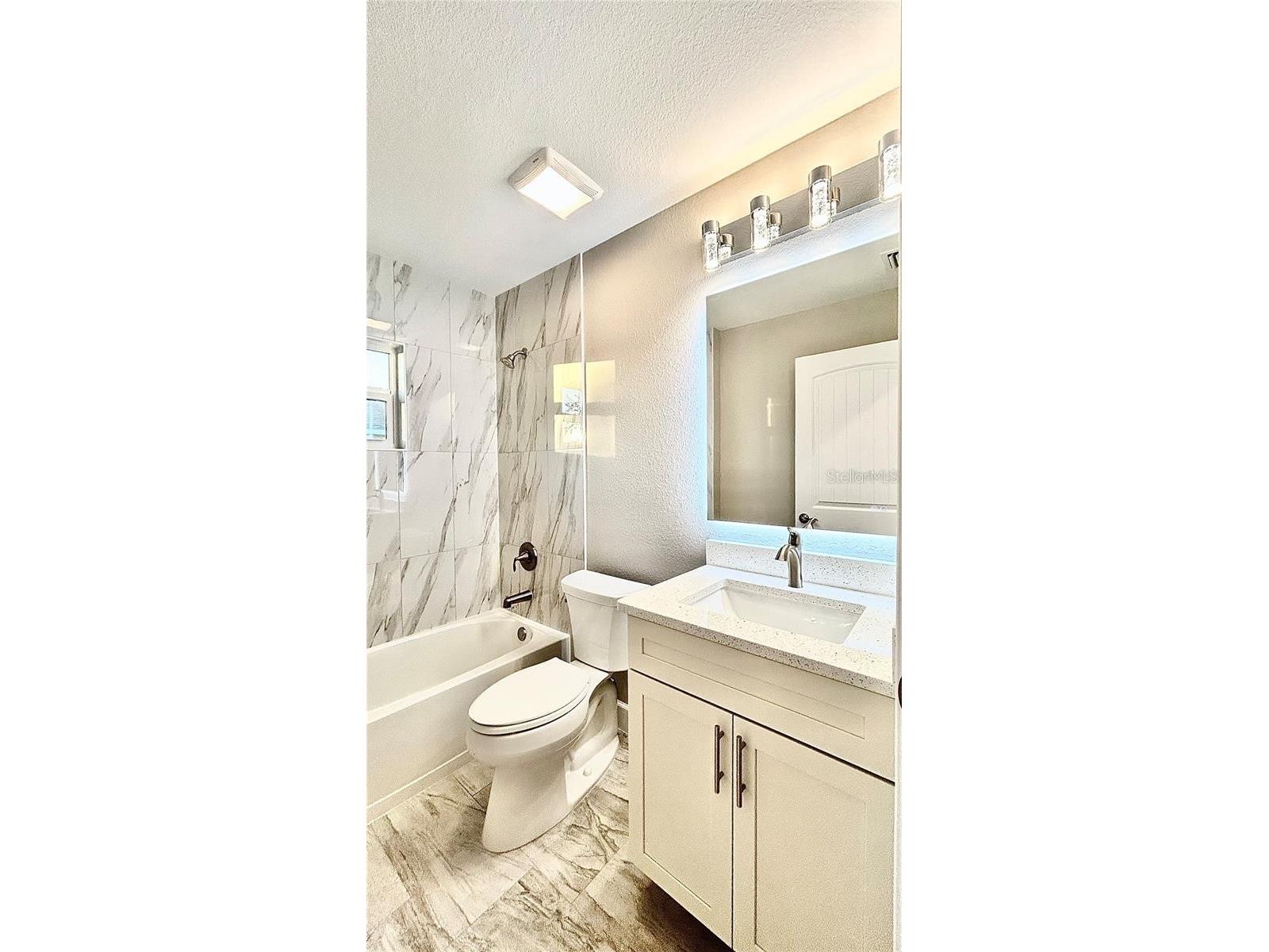 3255 Thurston Avenue North Port FL 34288 C7526782 image16