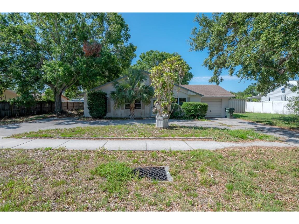 3256 Adrian Avenue Largo FL 33774 TB8389632 image1