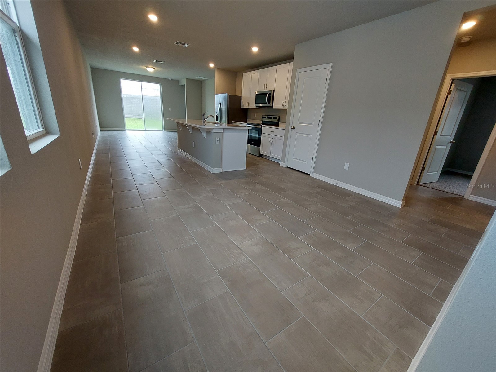 3256 Fresno Place Zephyrhills FL 33541 TB8518230 image2