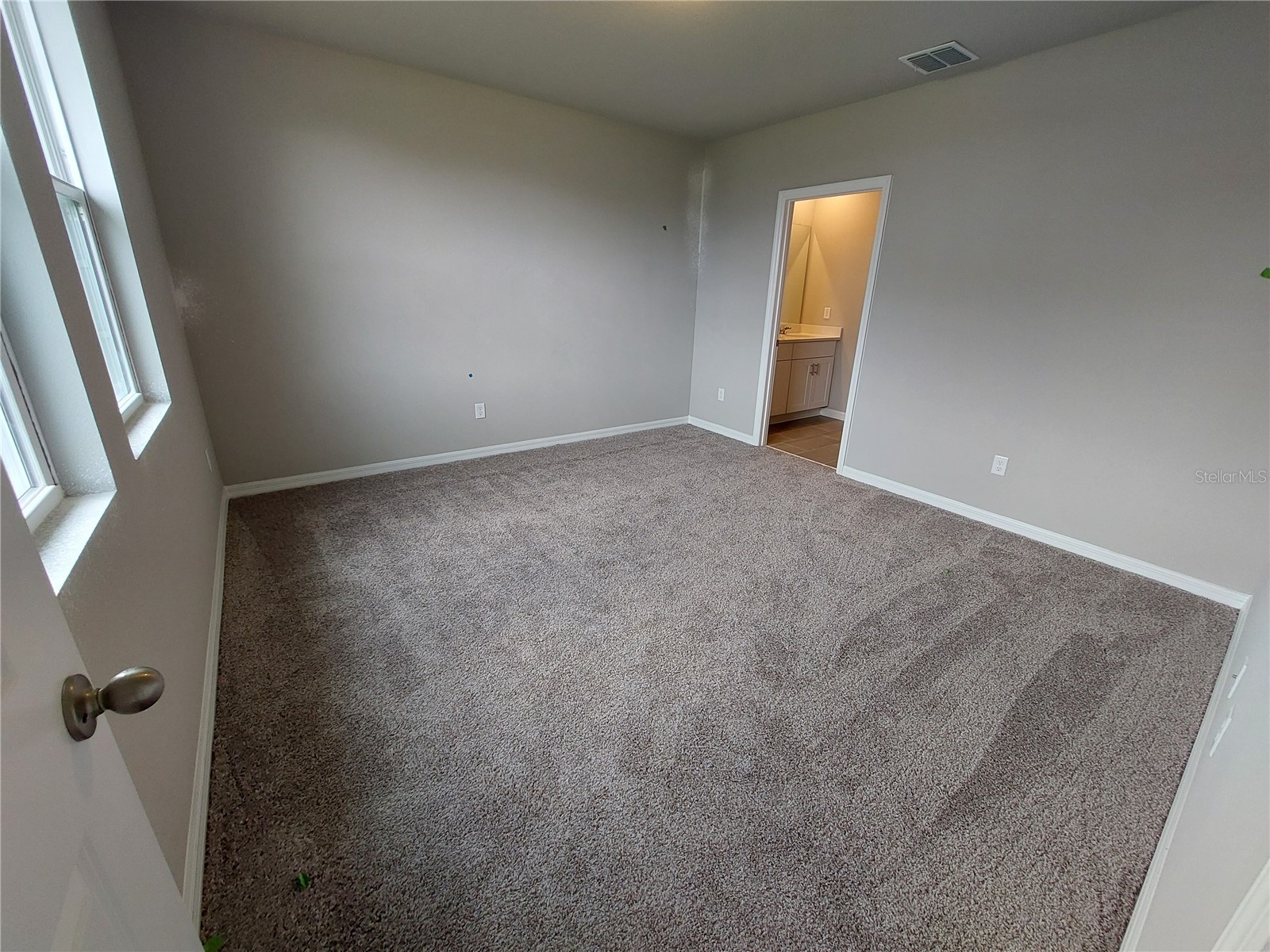 3256 Fresno Place Zephyrhills FL 33541 TB8518230 image4