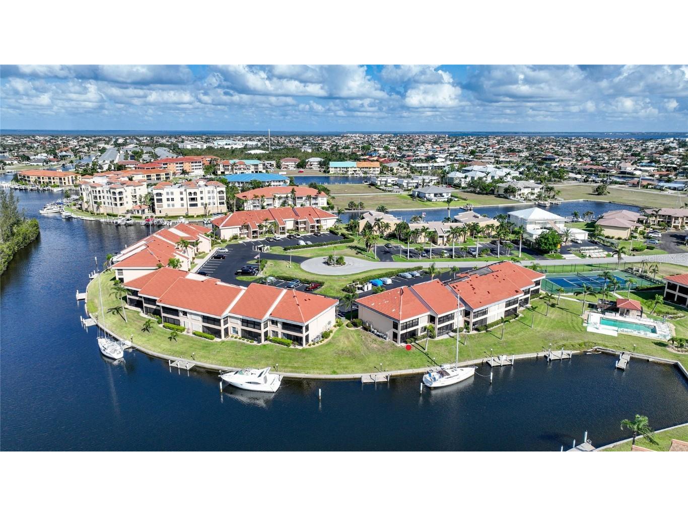 3256 White Ibis Court #16A Punta Gorda FL 33950 C7482593 image1
