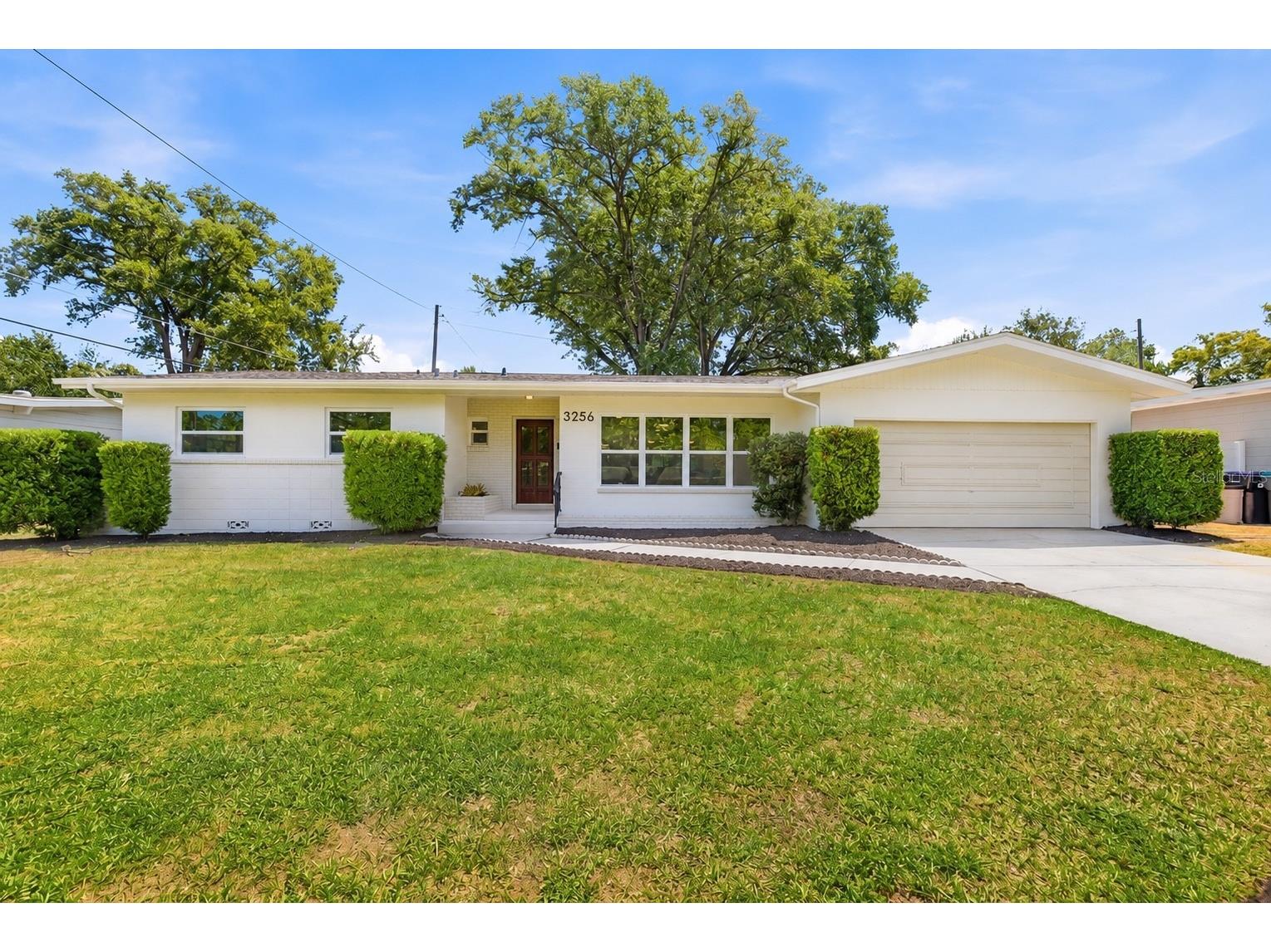 3256 Wickersham Court Orlando FL 32806 - LAKE PINELOCH O6406022 image1