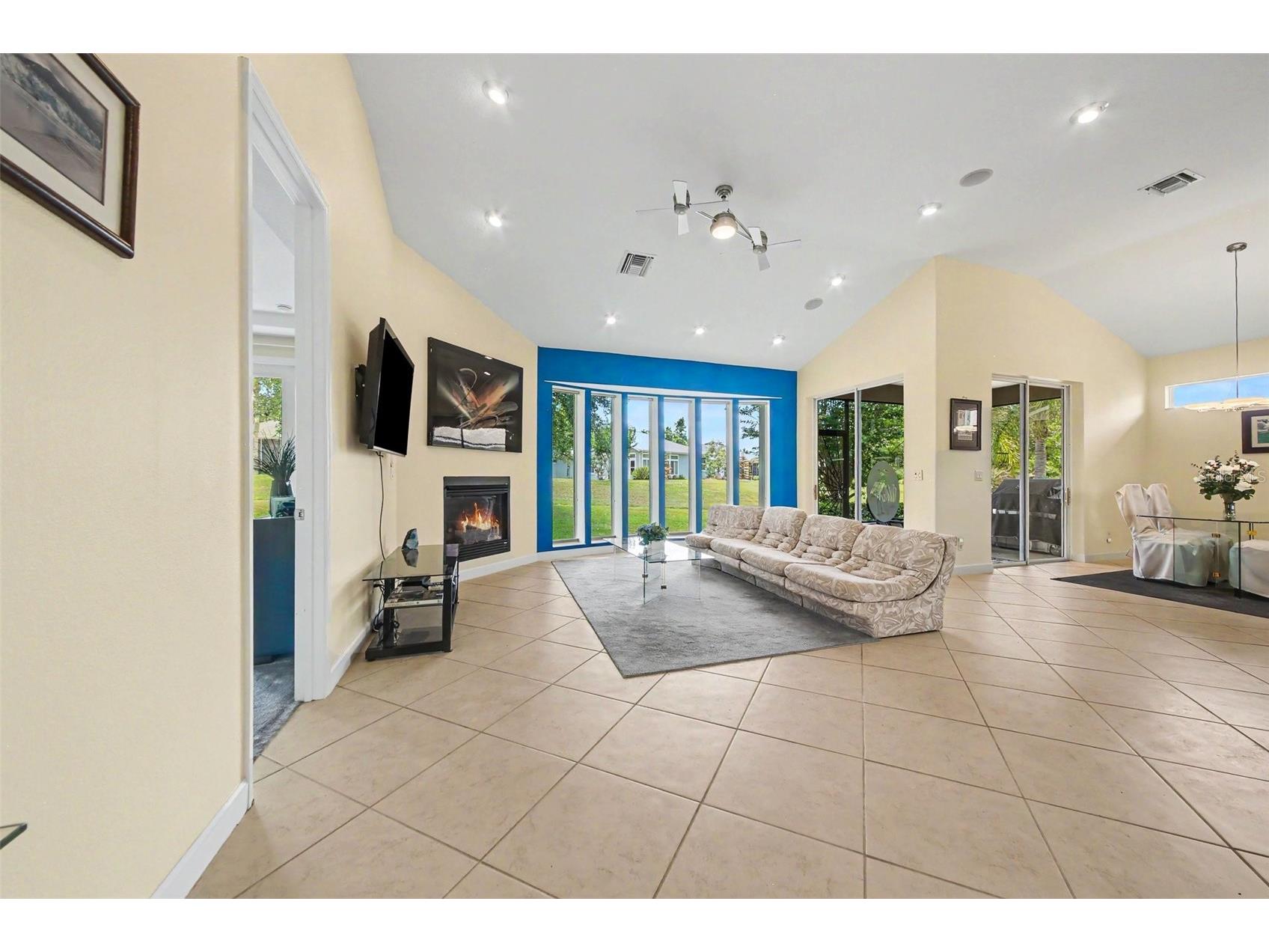3257 Baltic Sea Boulevard Tavares FL 32778 - LITTLE LAKE HARRIS / CHAIN G5112738 image5