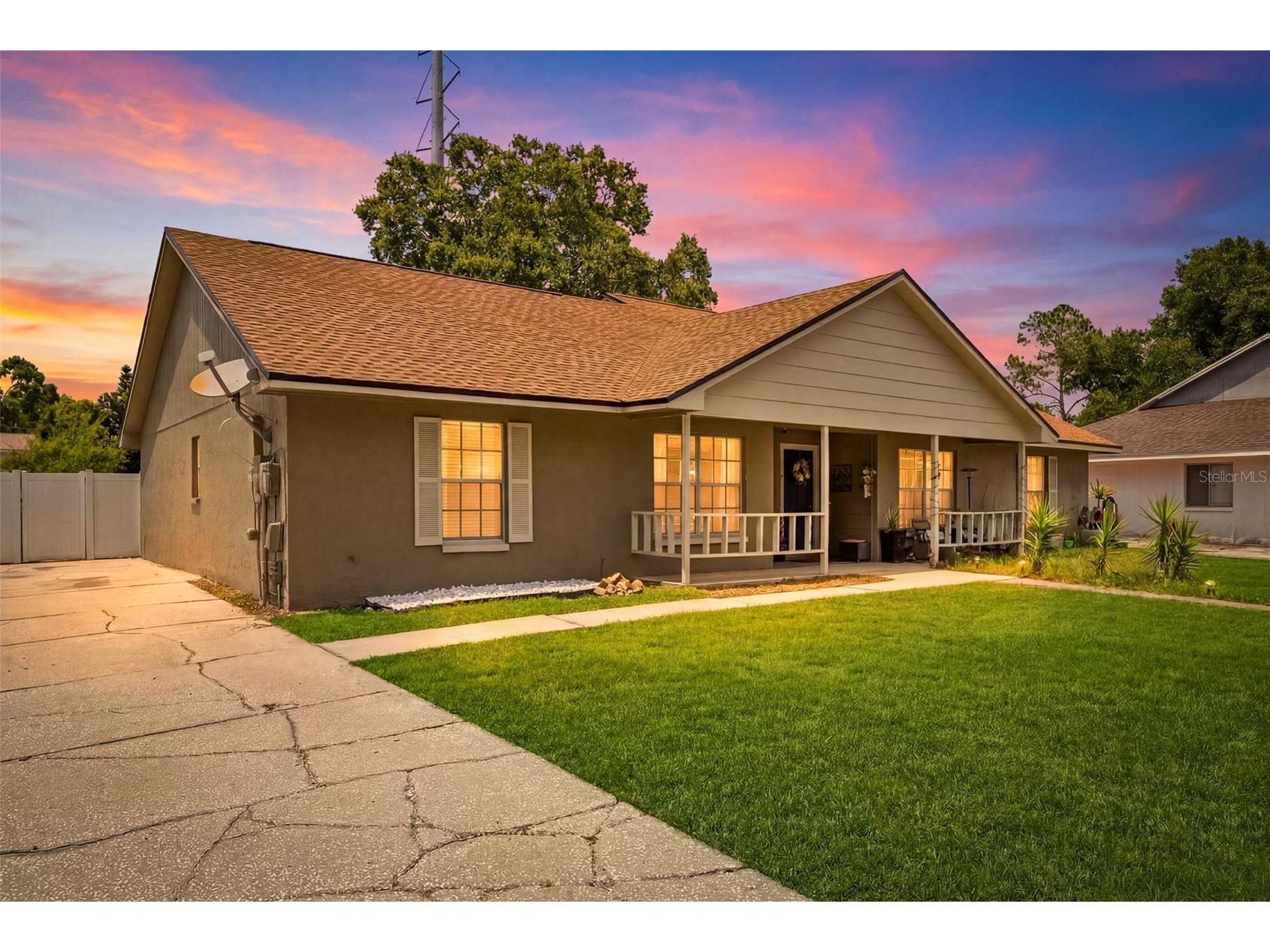 3257 Laurel Dale Drive Tampa FL 33618 TB8519689 image1