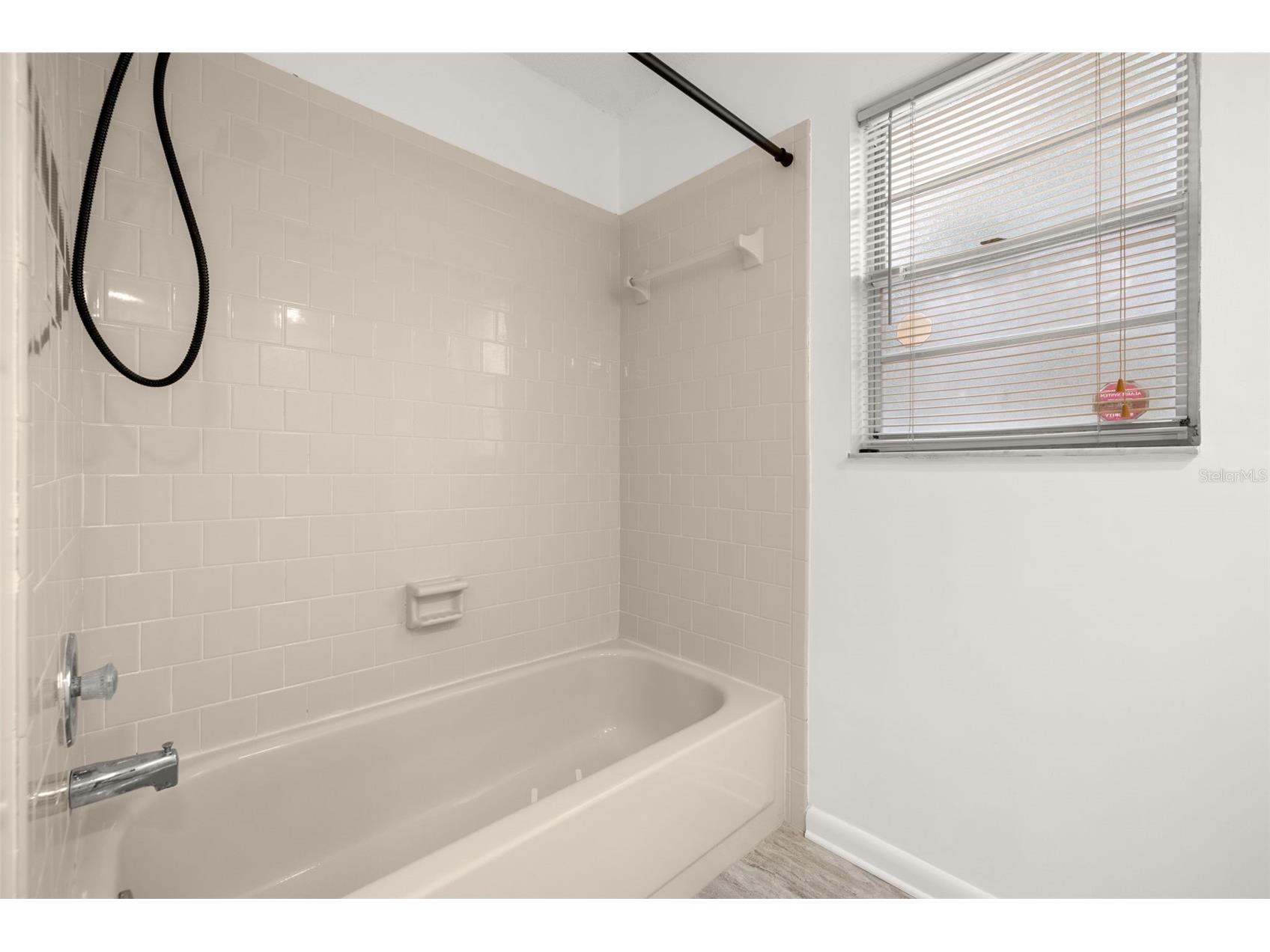 3257 Laurel Dale Drive Tampa FL 33618 TB8519689 image24