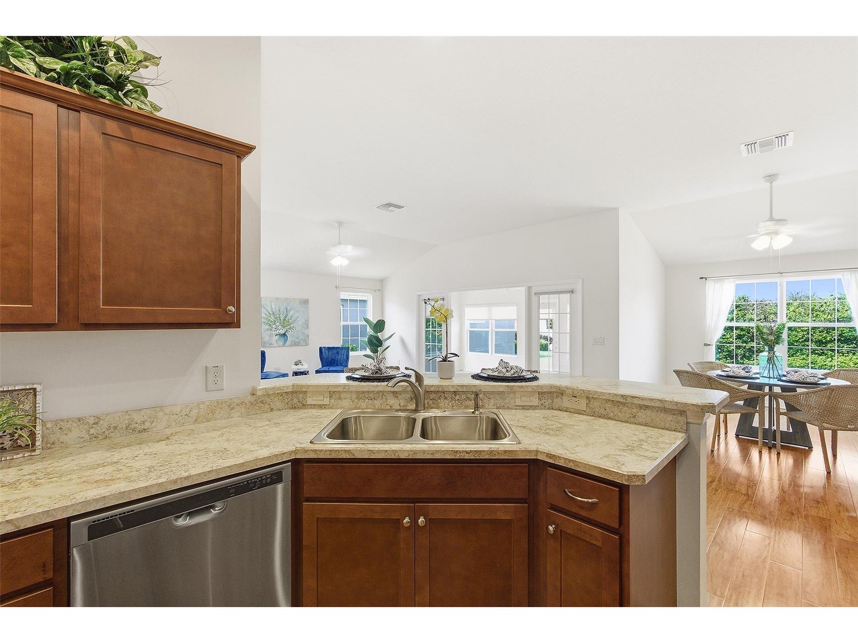 3258 Holley Terrace The Villages FL 32163 G5109554 image5