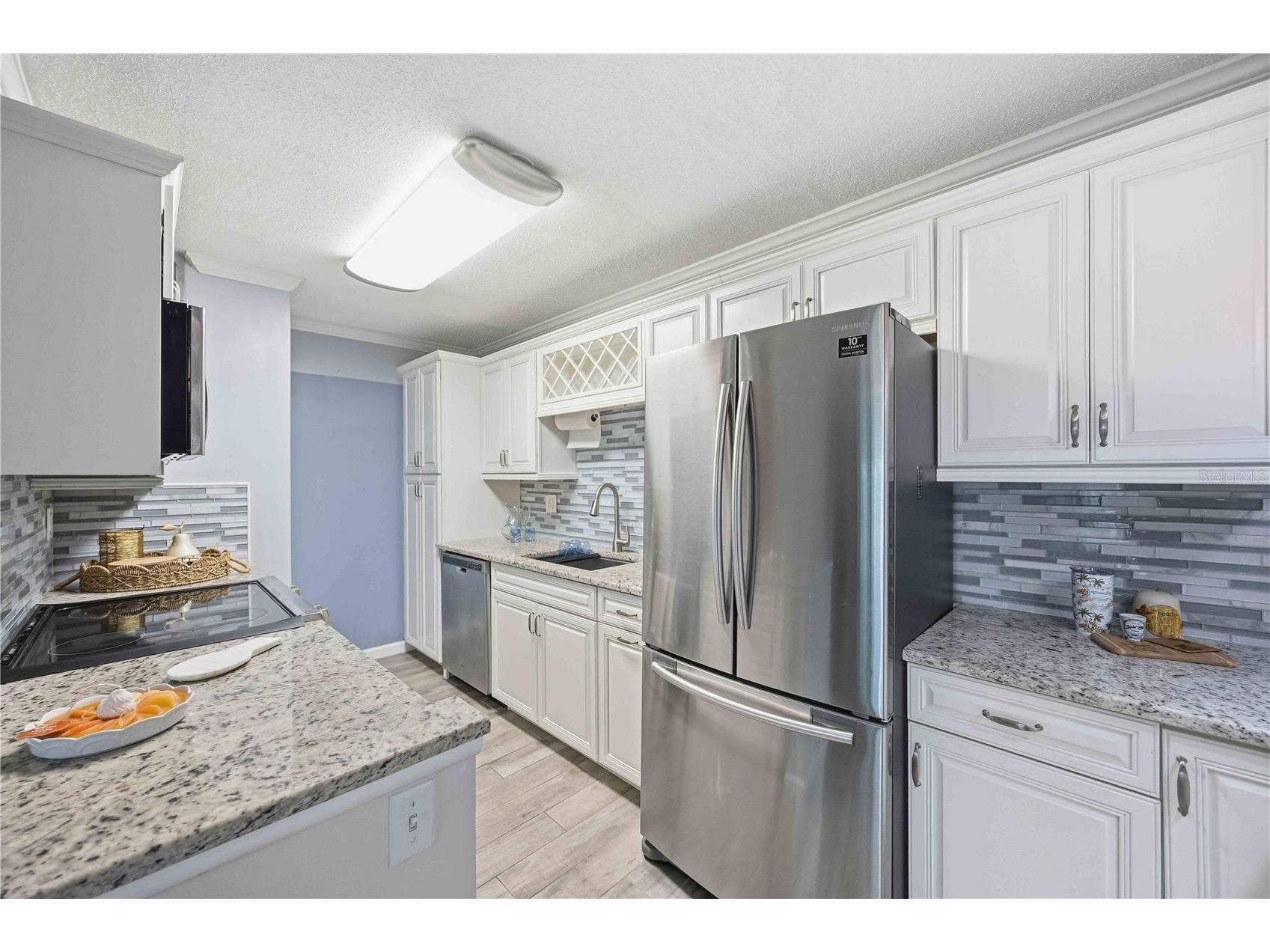 3259 Beneva Road #101 Sarasota FL 34232 A4687468 image10