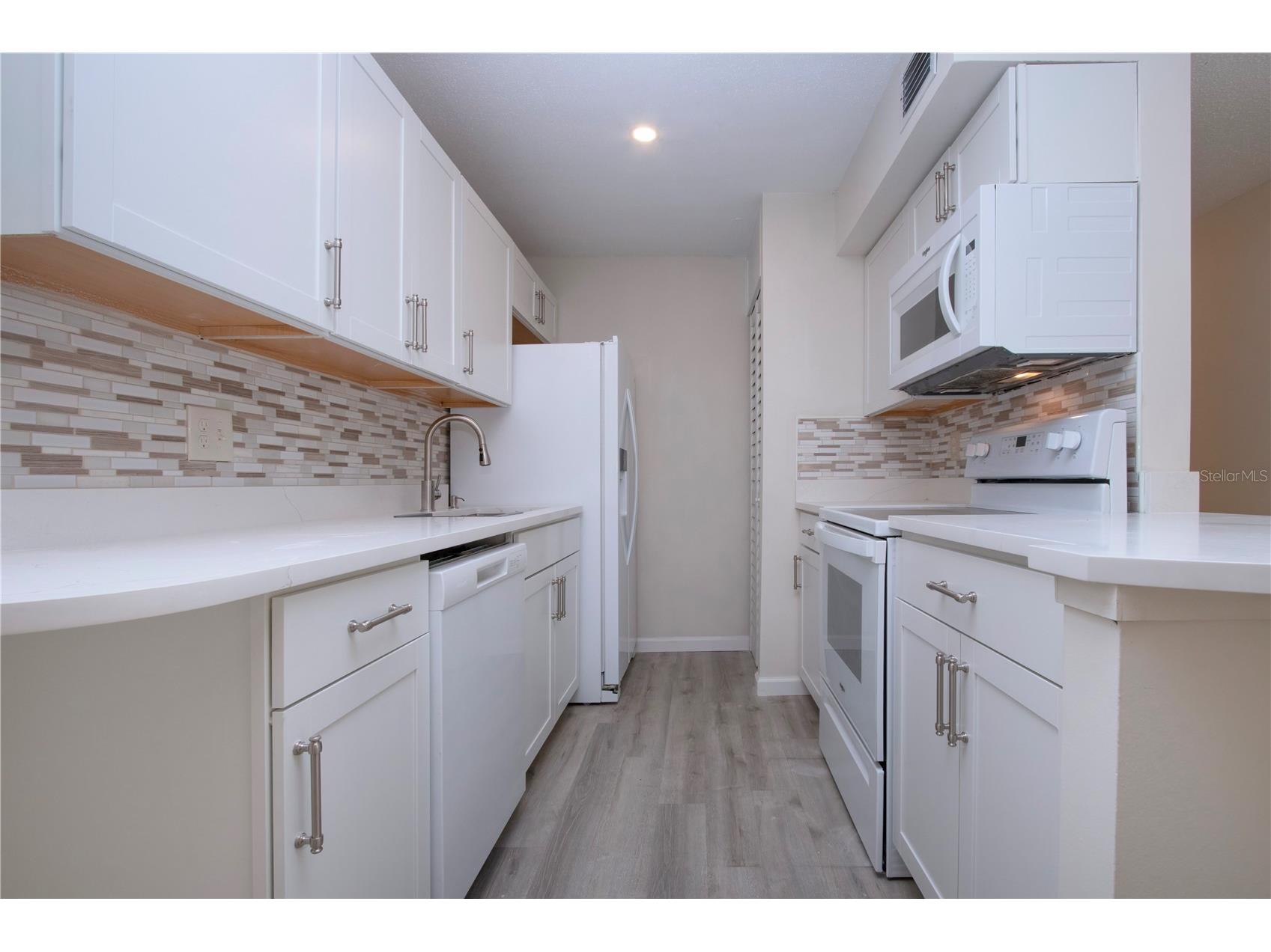 3259 Beneva Road #102 Sarasota FL 34232 A4636261 image12