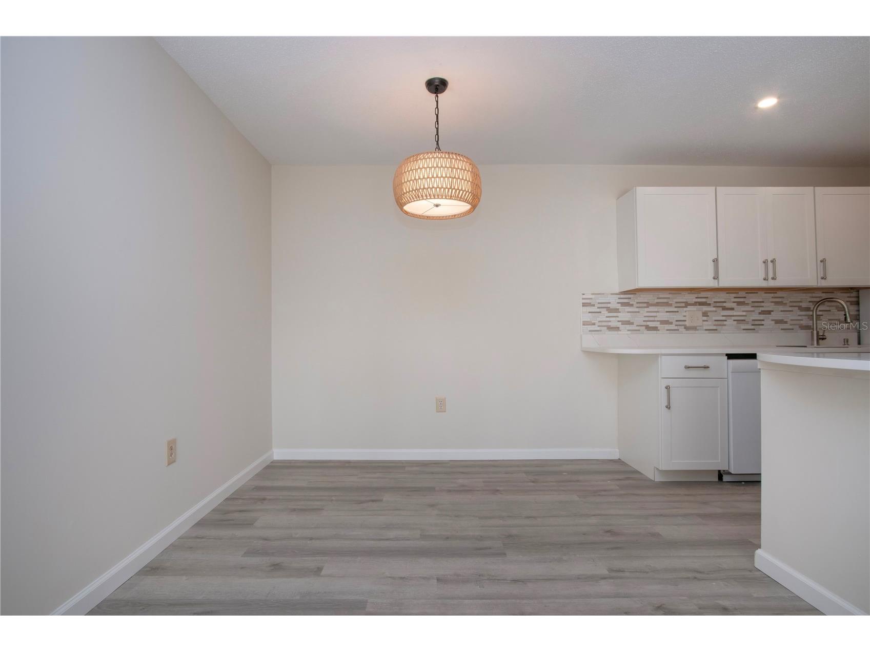 3259 Beneva Road #102 Sarasota FL 34232 A4636261 image8