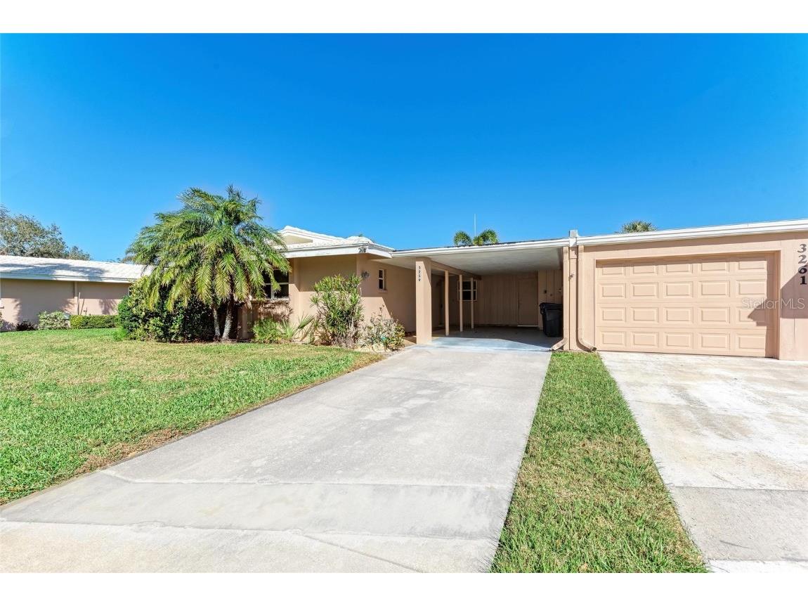 3259 Fairhaven Lane #211 Sarasota FL 34239 A4643883 image1