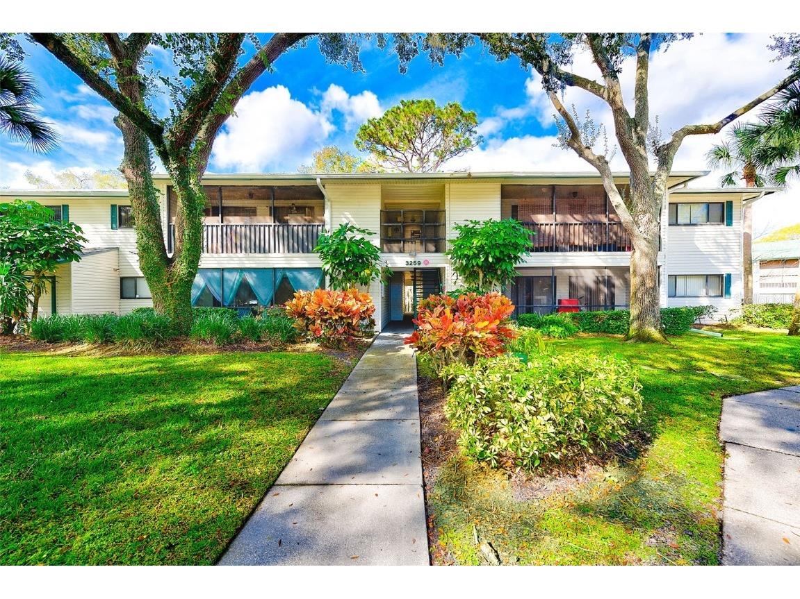 3259 Fox Chase Circle N #106 Palm Harbor FL 34683 U8233890 image1