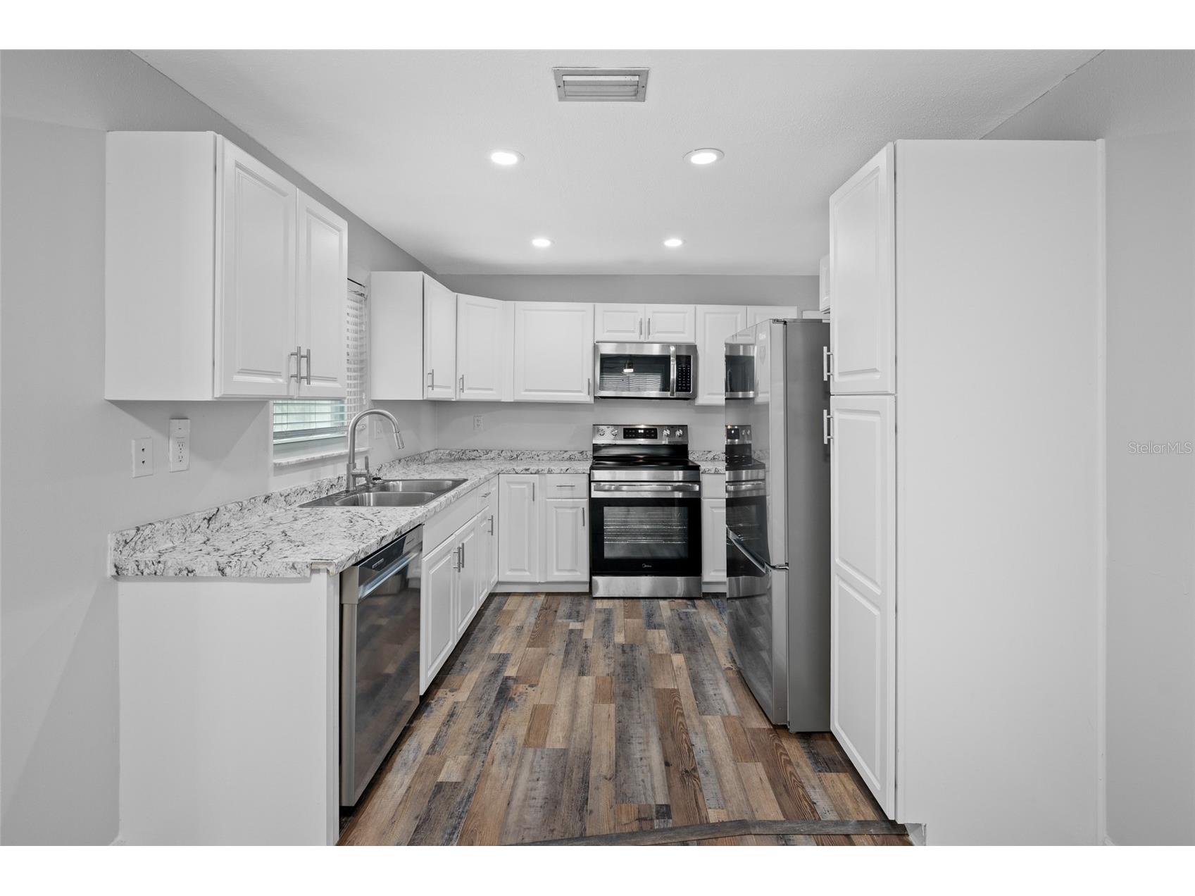 3259 Parkway Place Palm Harbor FL 34684 TB8528743 image26