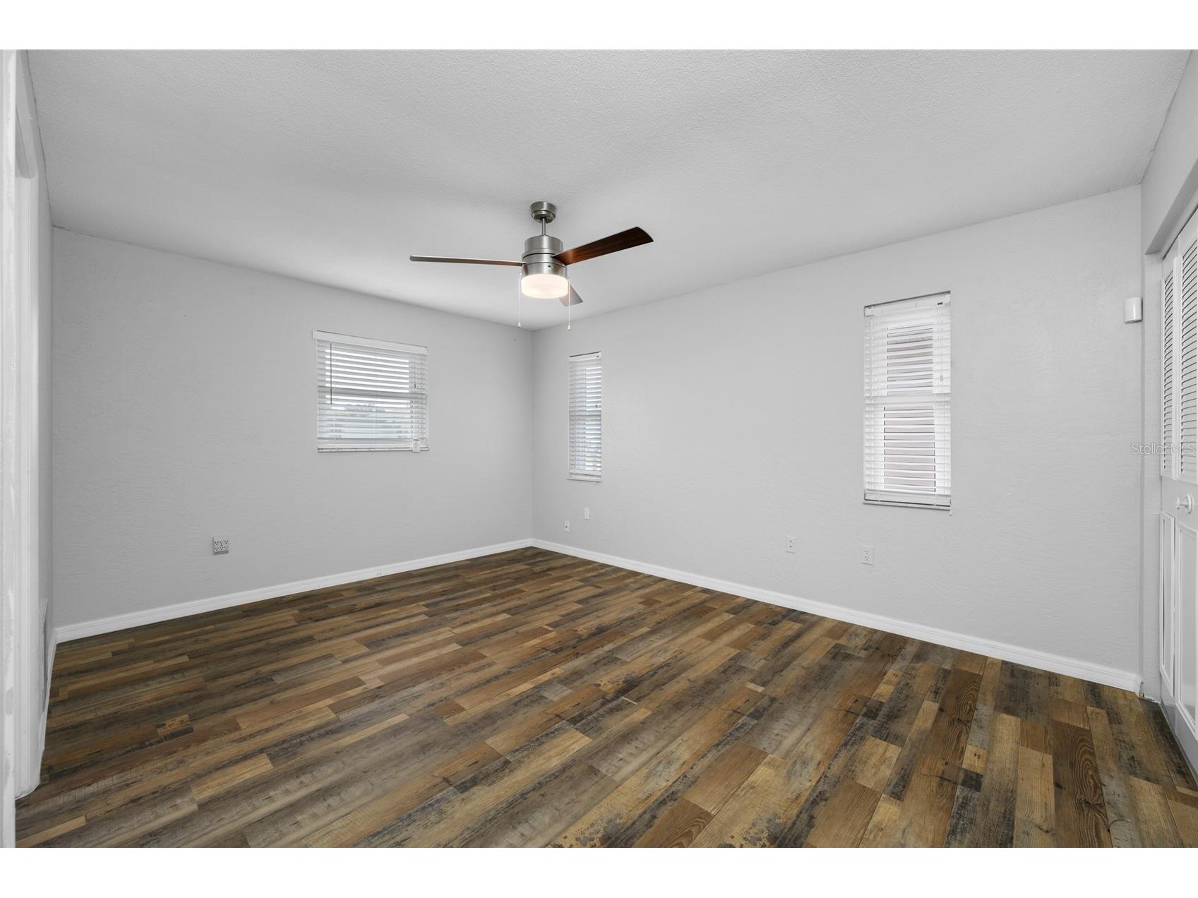 3259 Parkway Place Palm Harbor FL 34684 TB8528743 image8