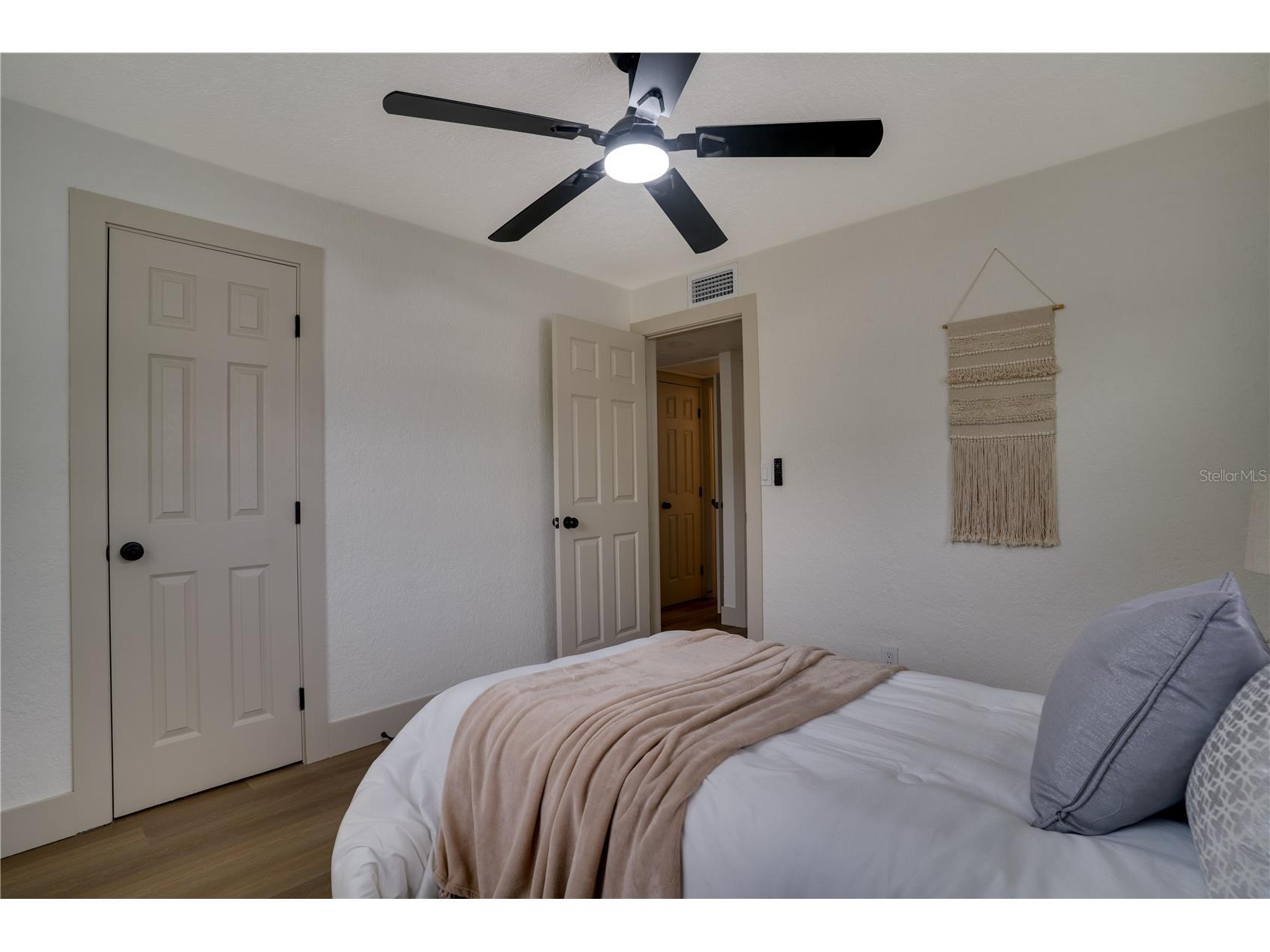 326 41st Avenue N Saint Petersburg FL 33703 TB8515115 image20