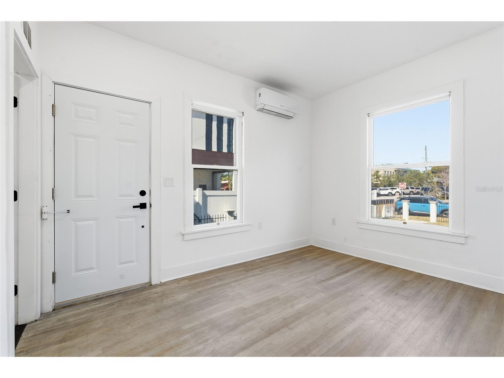 326 6th Avenue N #101 Saint Petersburg FL 33701 TB8476933 image9