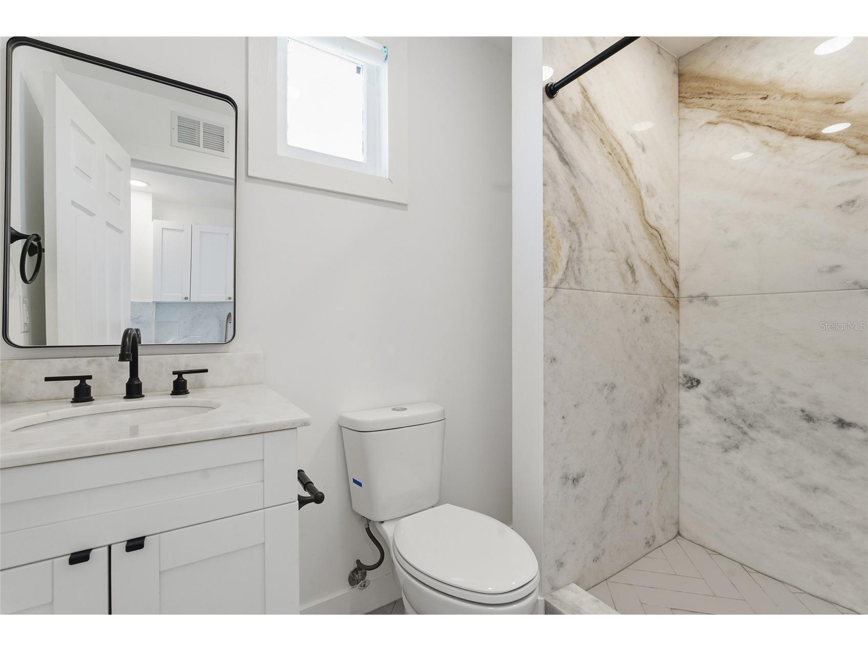 326 6th Avenue N Saint Petersburg FL 33701 TB8478433 image29