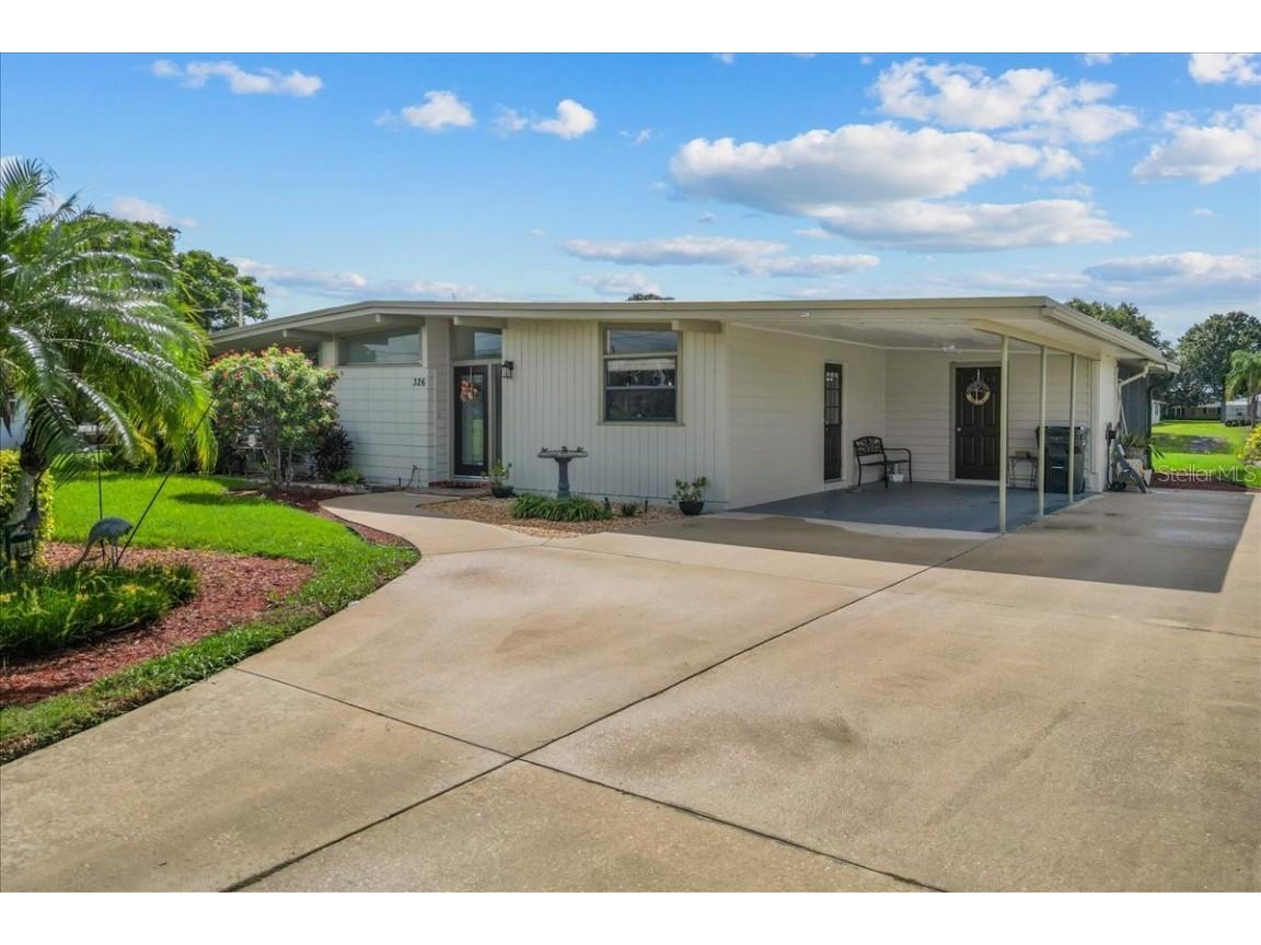 326 Canal Drive Lake Wales FL 33859 P4936079 image1