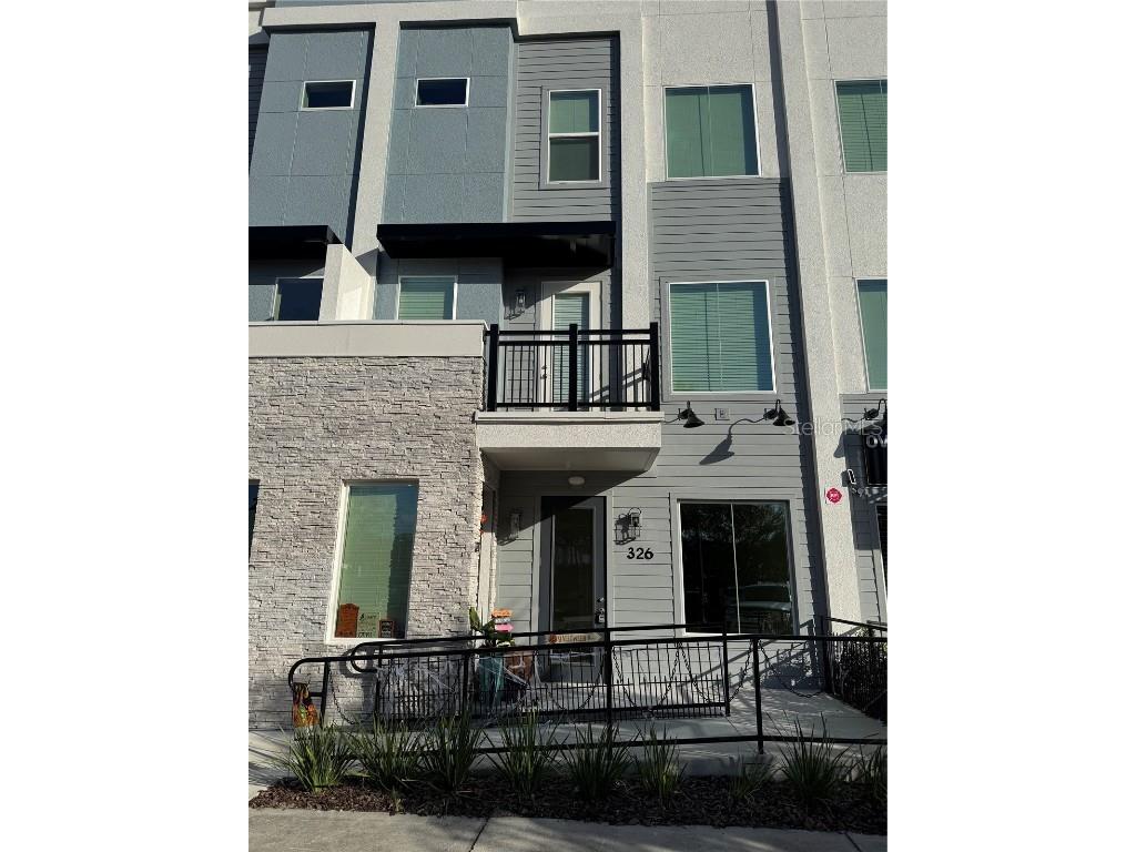 326 Center Lake Lane Oviedo FL 32765 O6353592 image1