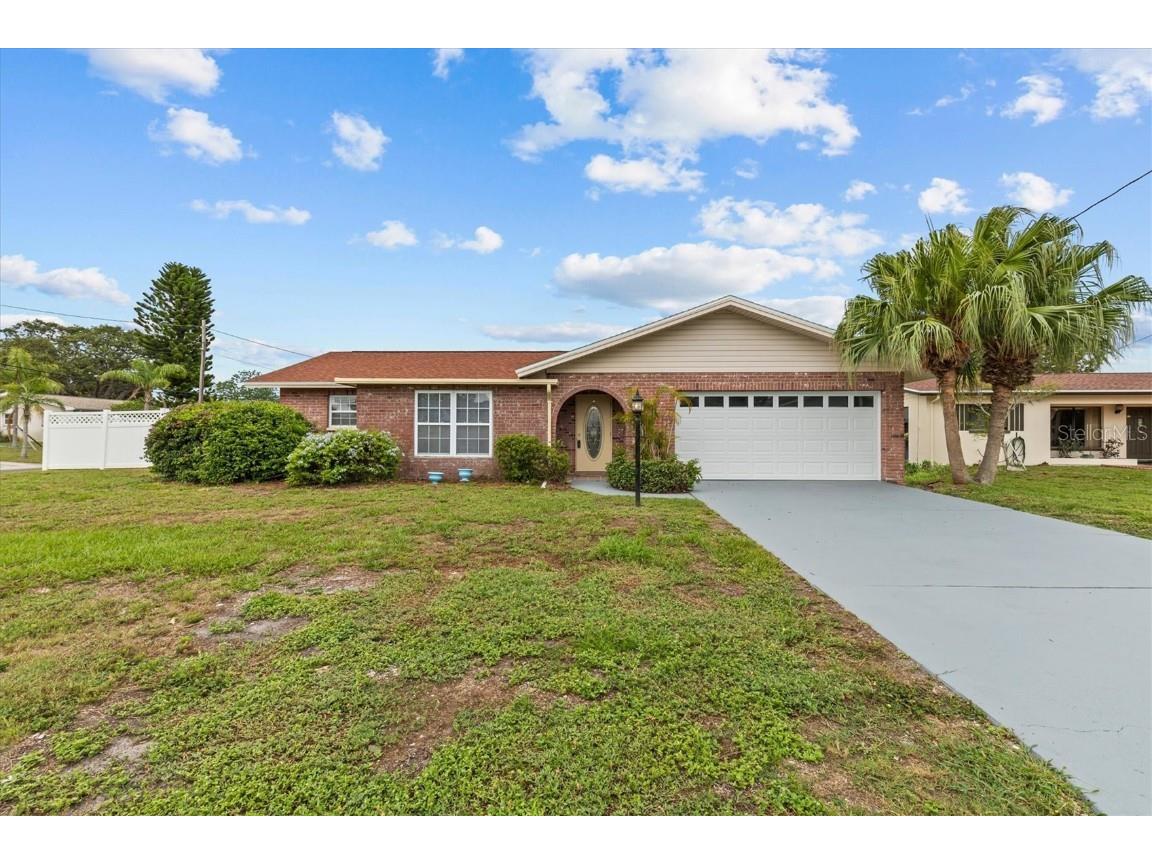 326 Circle Drive Palm Harbor FL 34683 TB8392728 image1