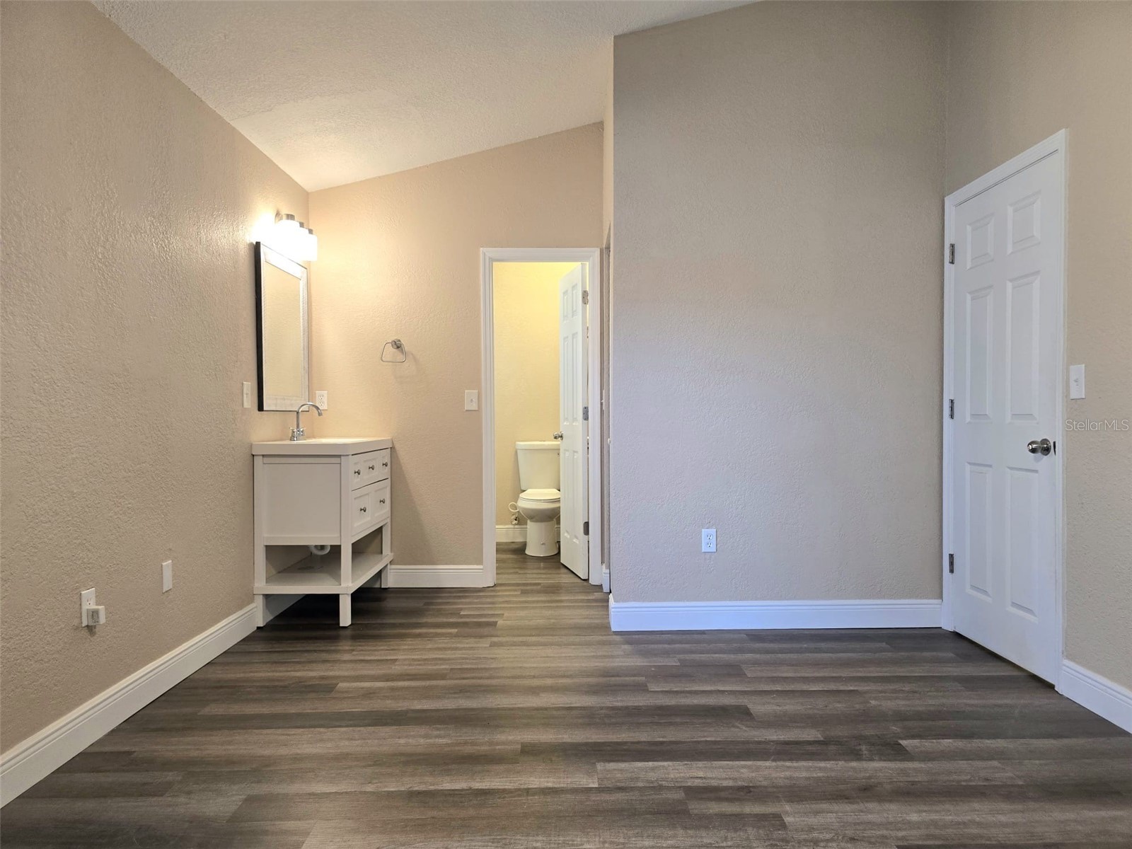 326 Colonade Court Kissimmee FL 34758 P4937527 image20
