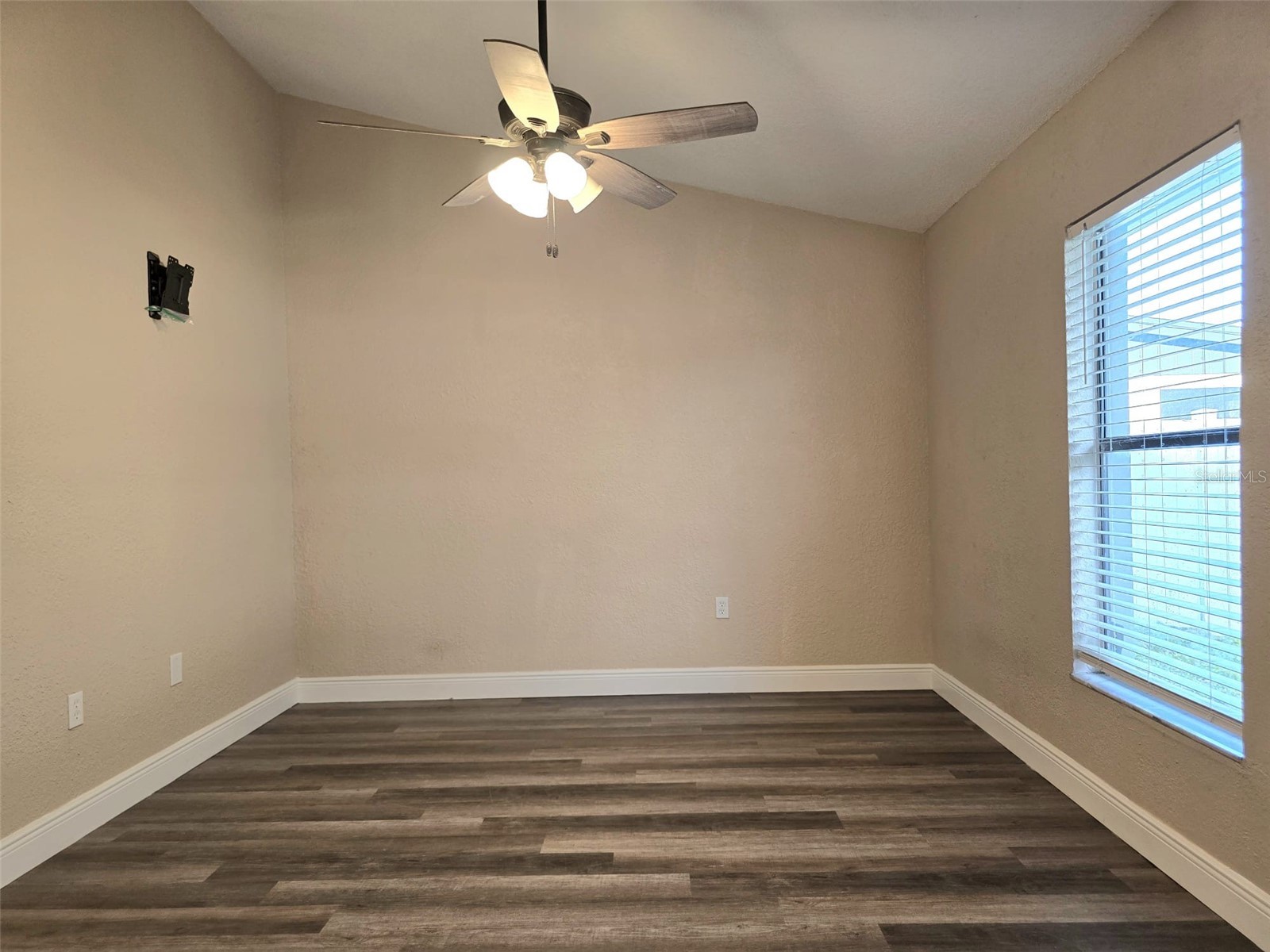 326 Colonade Court Kissimmee FL 34758 P4937527 image23