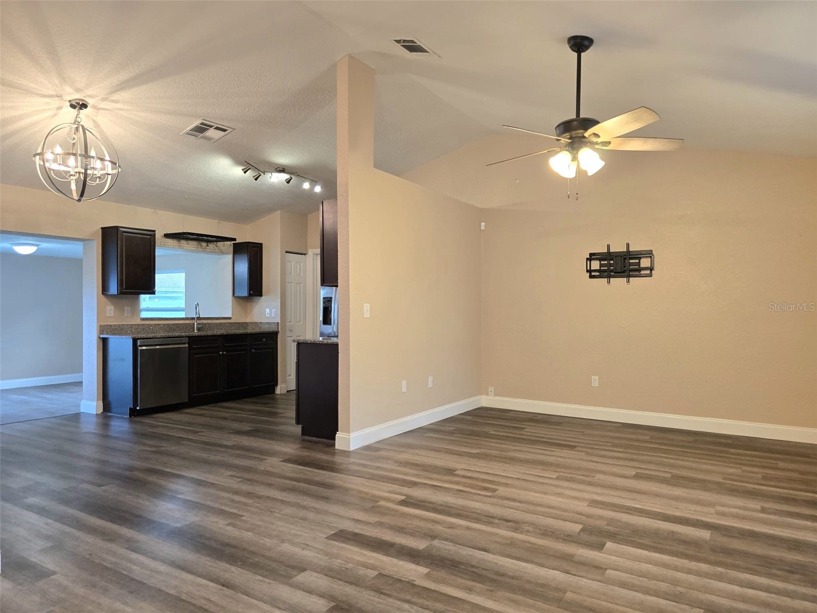 326 Colonade Court Kissimmee FL 34758 P4937527 image9