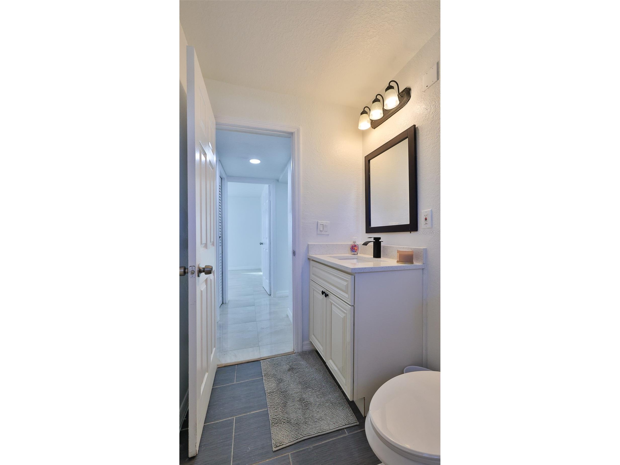 326 Hobart Avenue Daytona Beach FL 32114 O6395988 image20