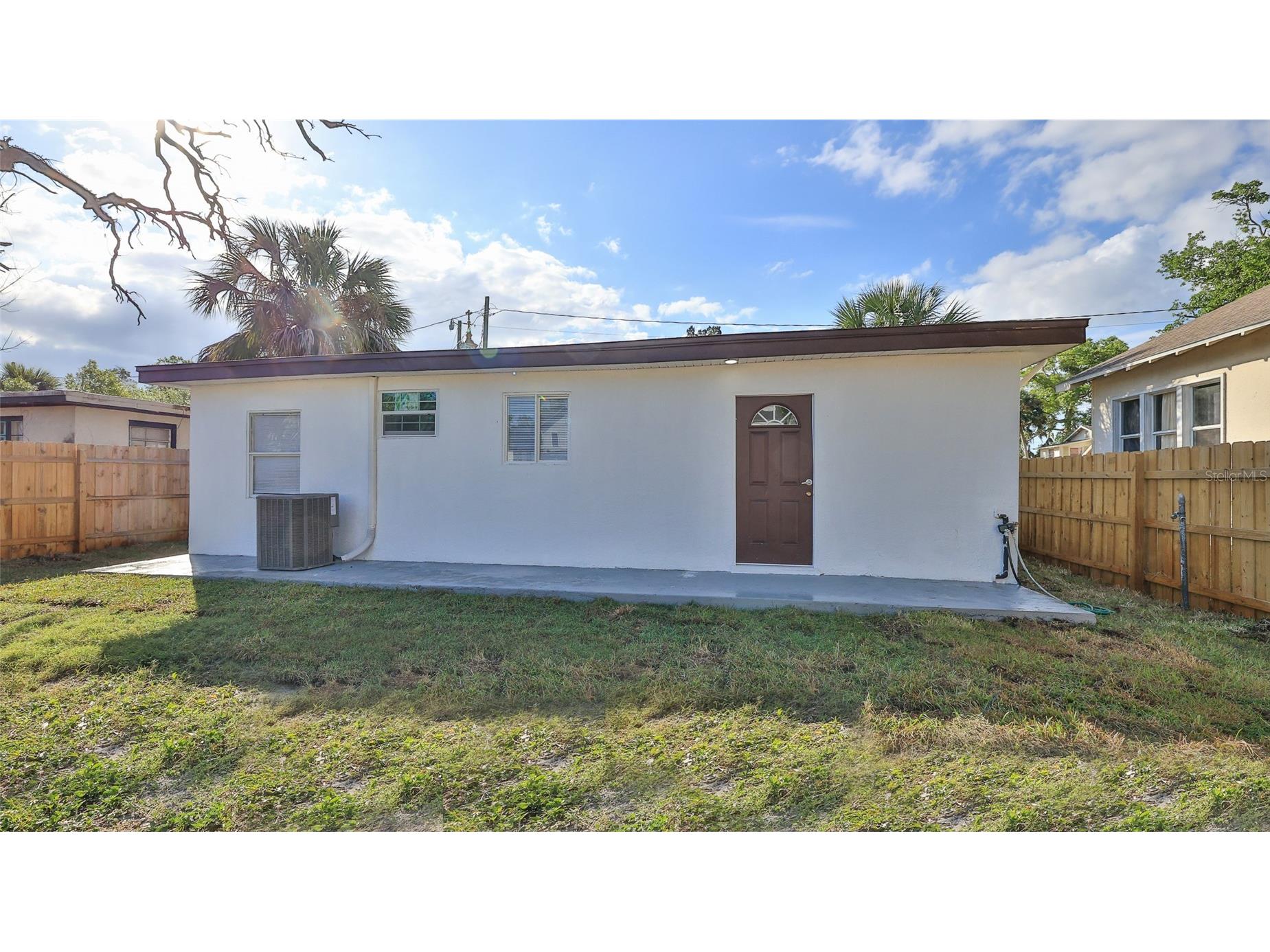 326 Hobart Avenue Daytona Beach FL 32114 O6395988 image22