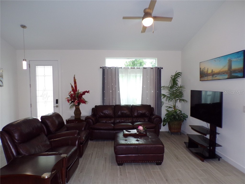 326 Millport Street NW Port Charlotte FL 33948 C7492868 image4