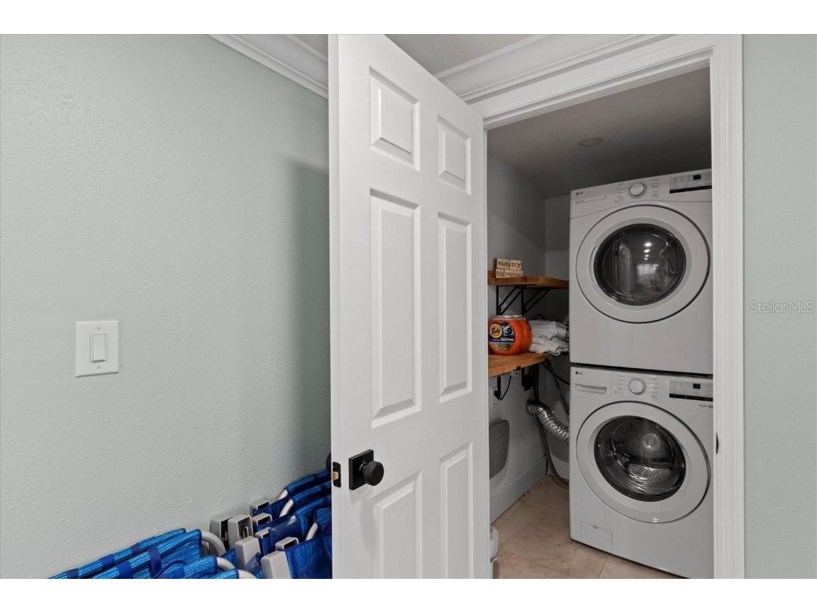 326 S Lime Avenue Sarasota FL 34237 A4559821 image33