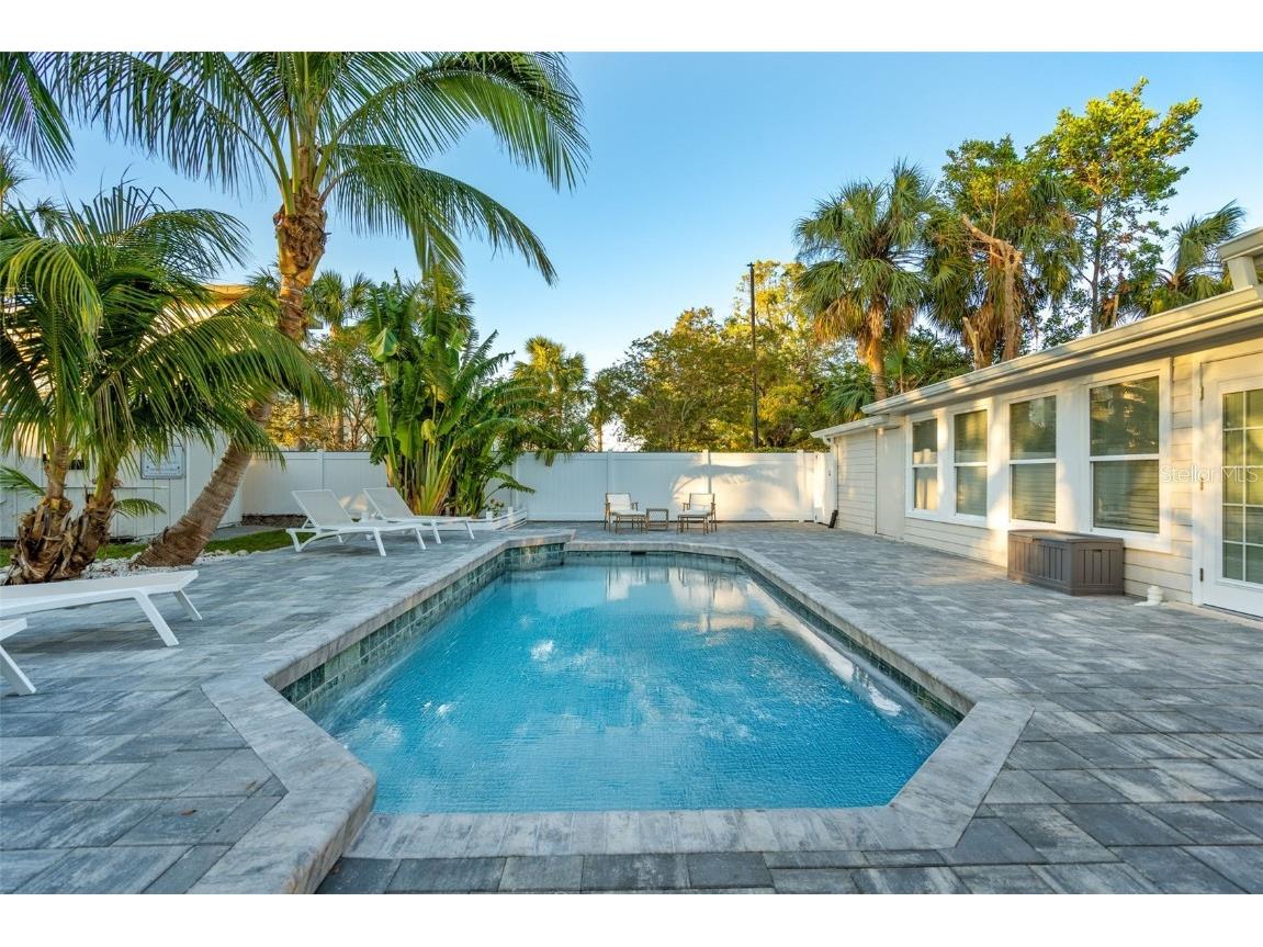 326 S Lime Avenue Sarasota FL 34237 A4559821 image7