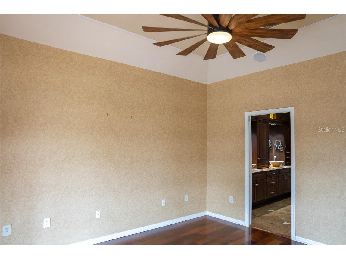 326 Saint George Court #14 Venice FL 34293 A4595532 image22