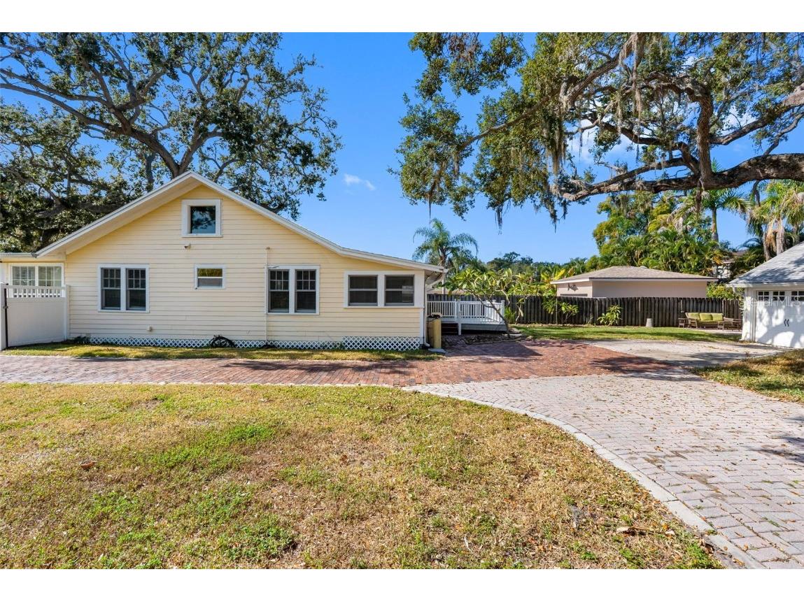 326 Wildwood Way Belleair FL 33756 TB8450916 image27